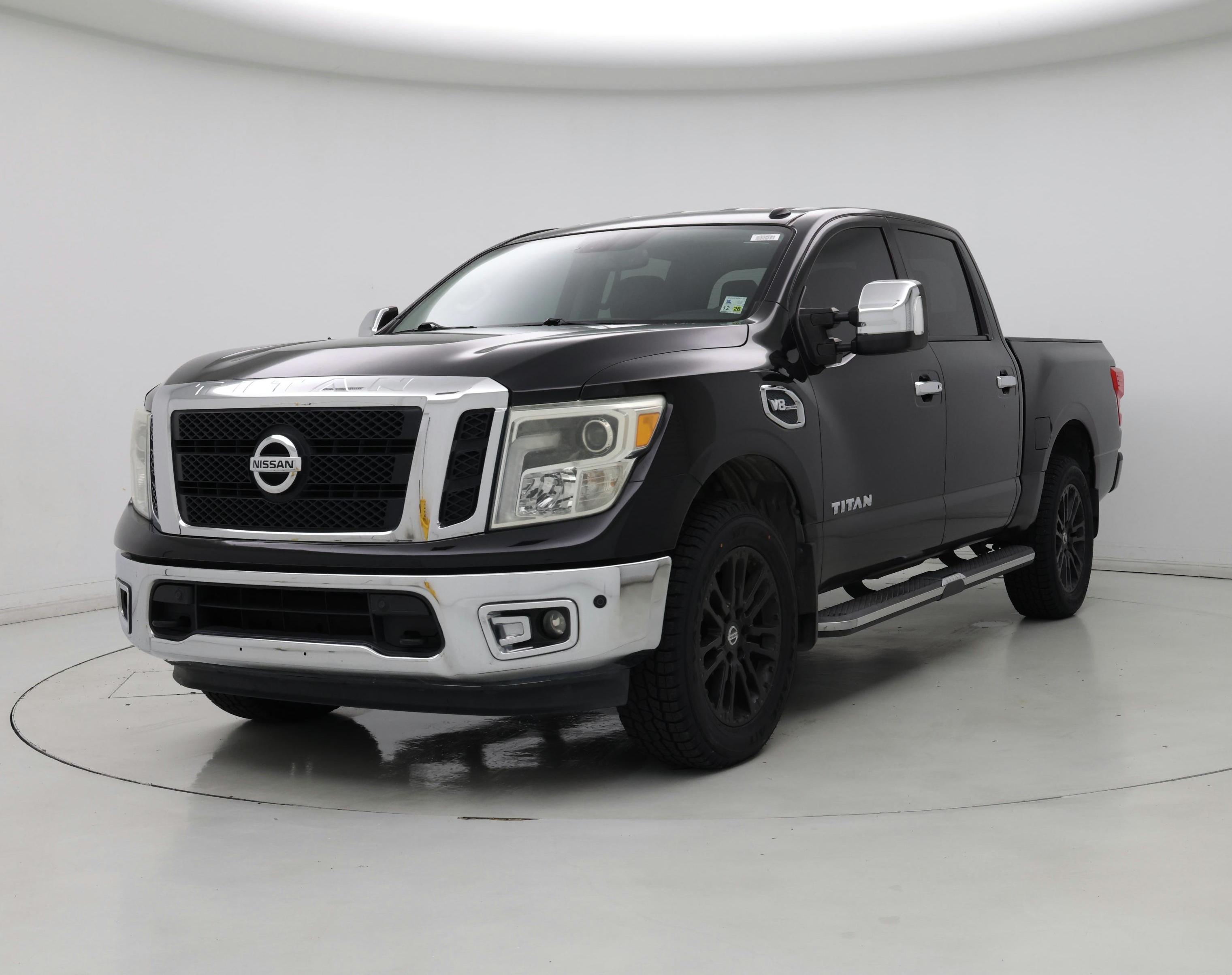Thumbnail: 2017 Nissan Titan - 4