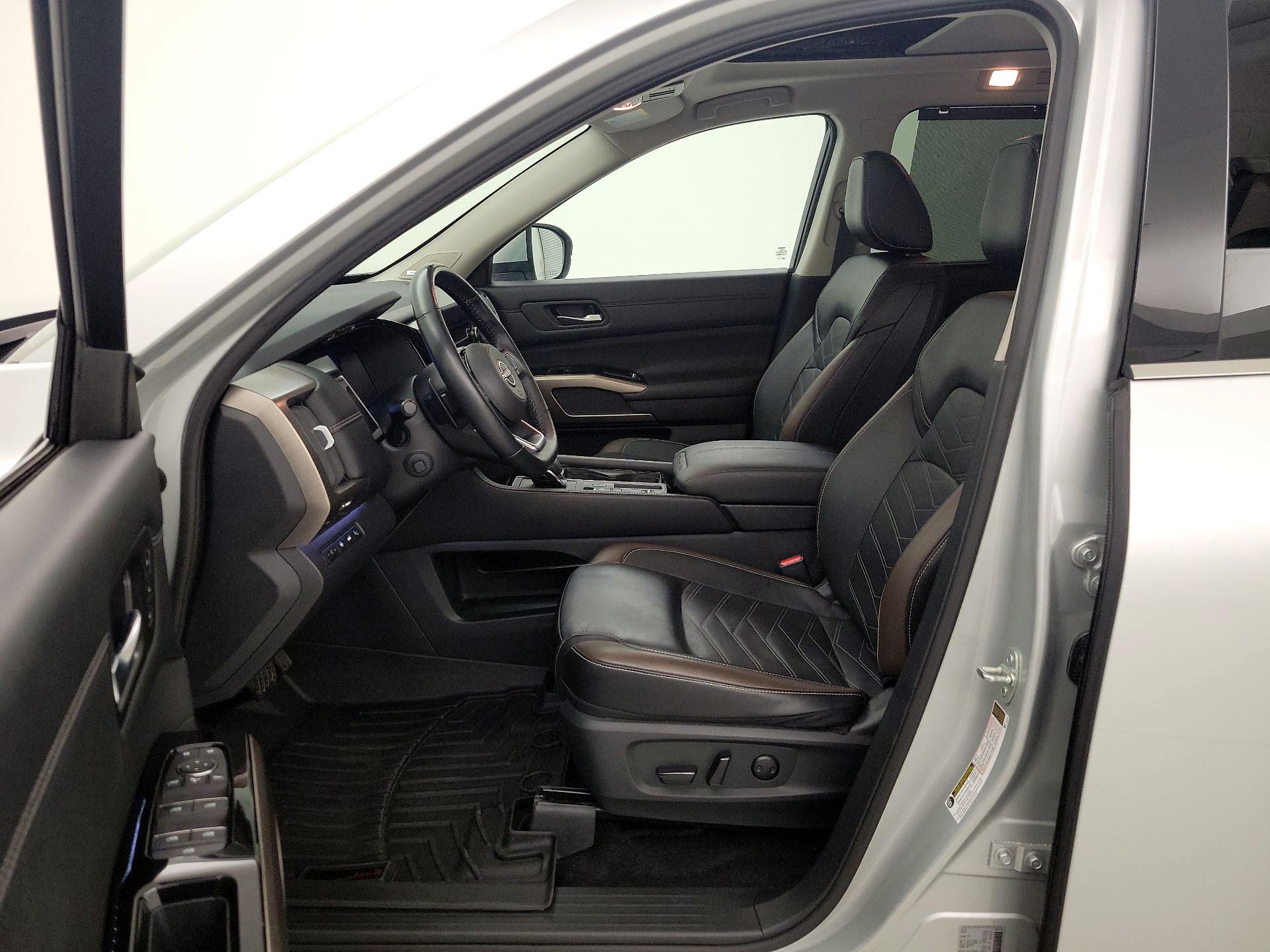 Thumbnail: 2024 Nissan Pathfinder - 11
