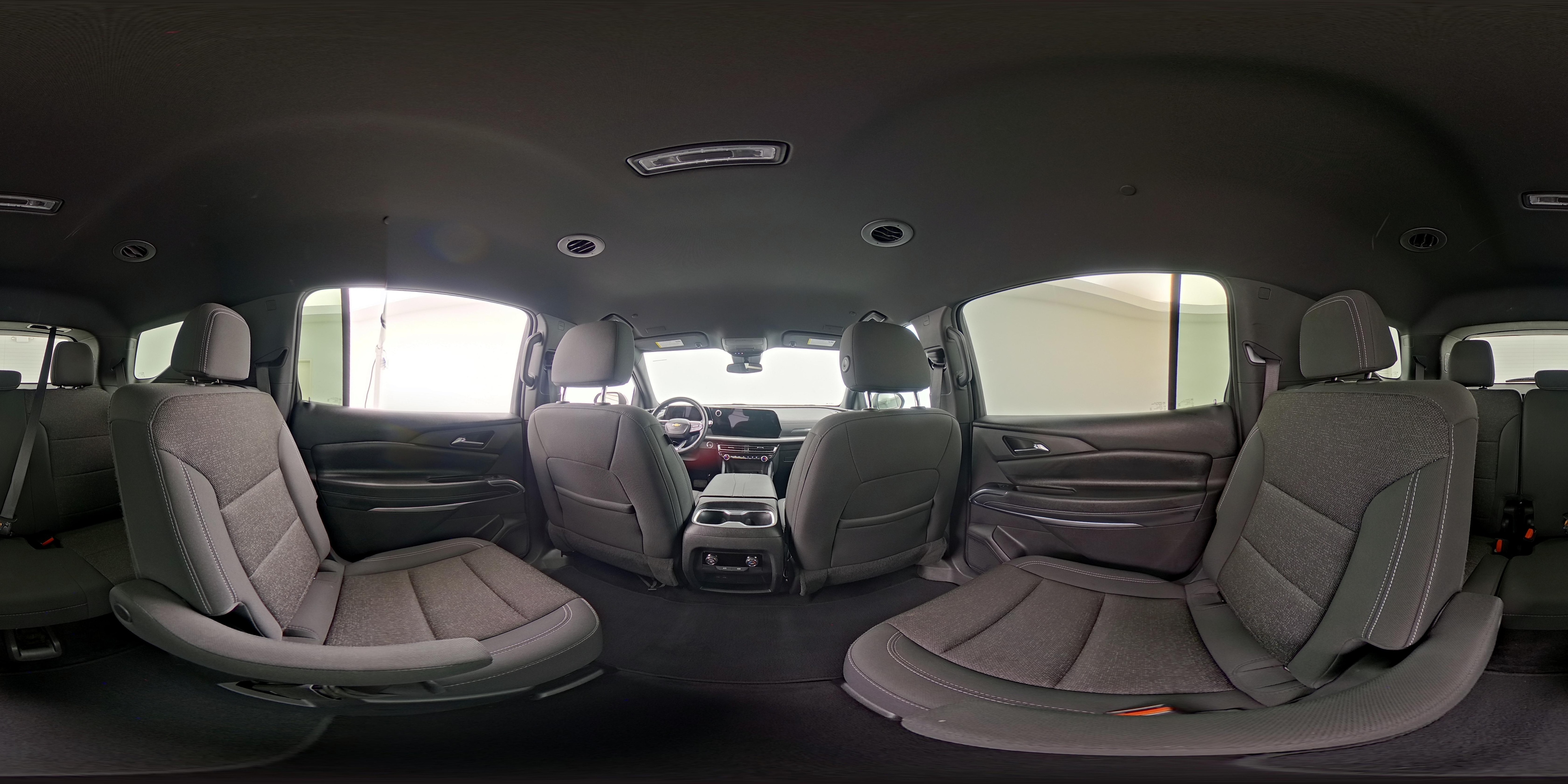 2025 Chevrolet Traverse LT - Photo 27