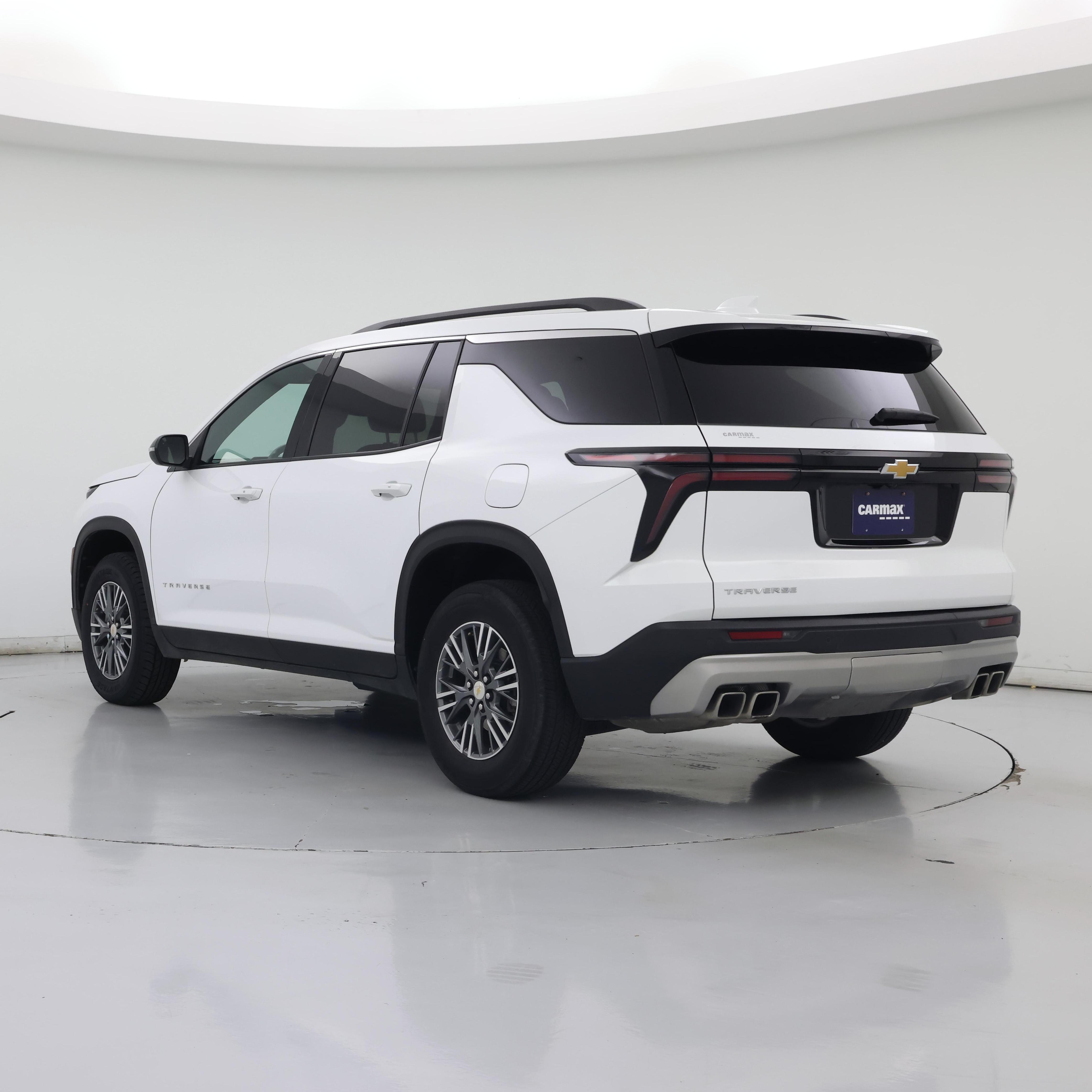 Thumbnail: 2025 Chevrolet Traverse - 2
