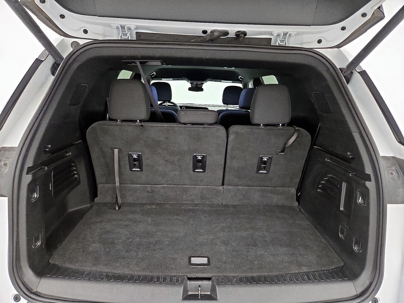 2025 Chevrolet Traverse LT - Photo 22