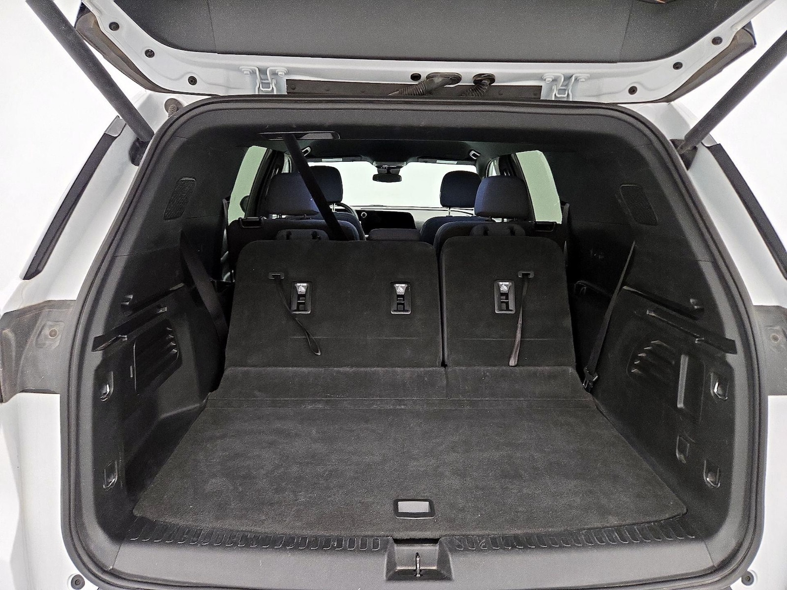 2025 Chevrolet Traverse LT - Photo 23