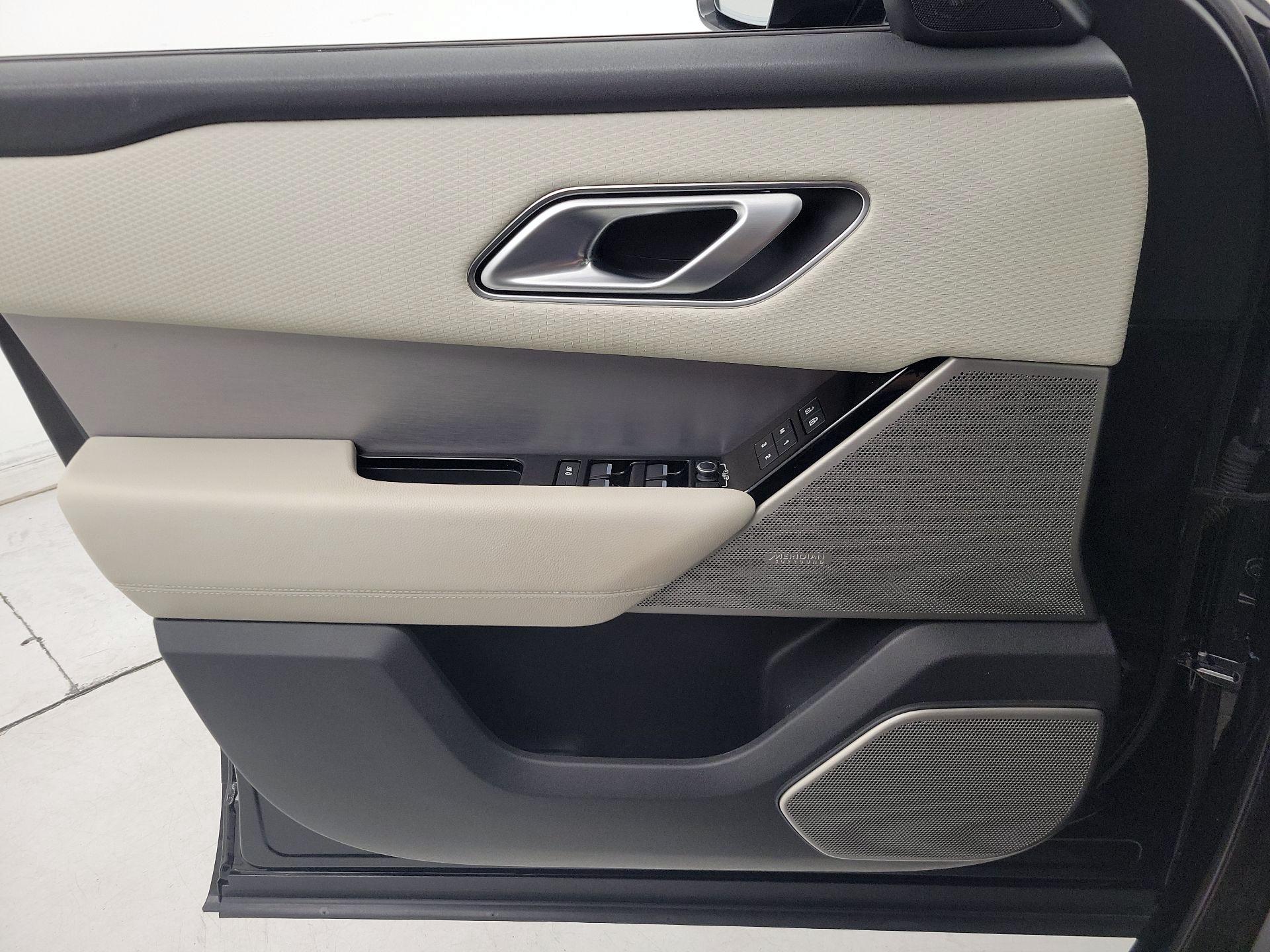 Thumbnail: 2021 Land Rover Range Rover Velar - 12