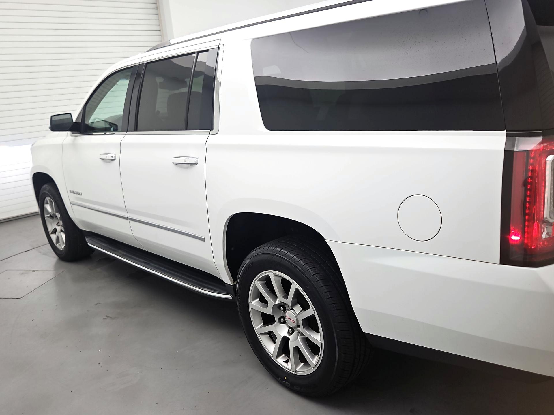 Thumbnail: 2020 GMC Yukon XL - 7