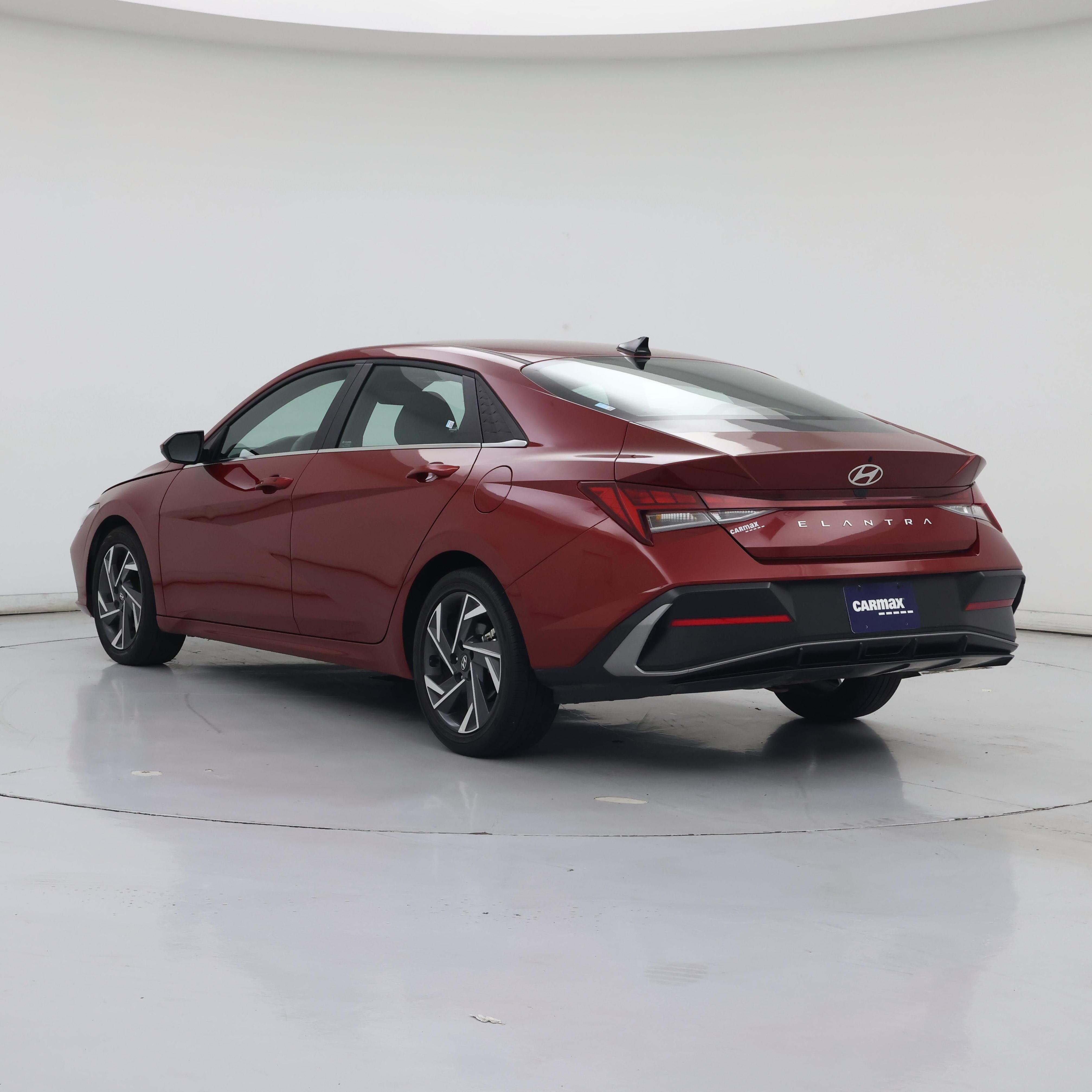 Thumbnail: 2025 Hyundai Elantra - 2
