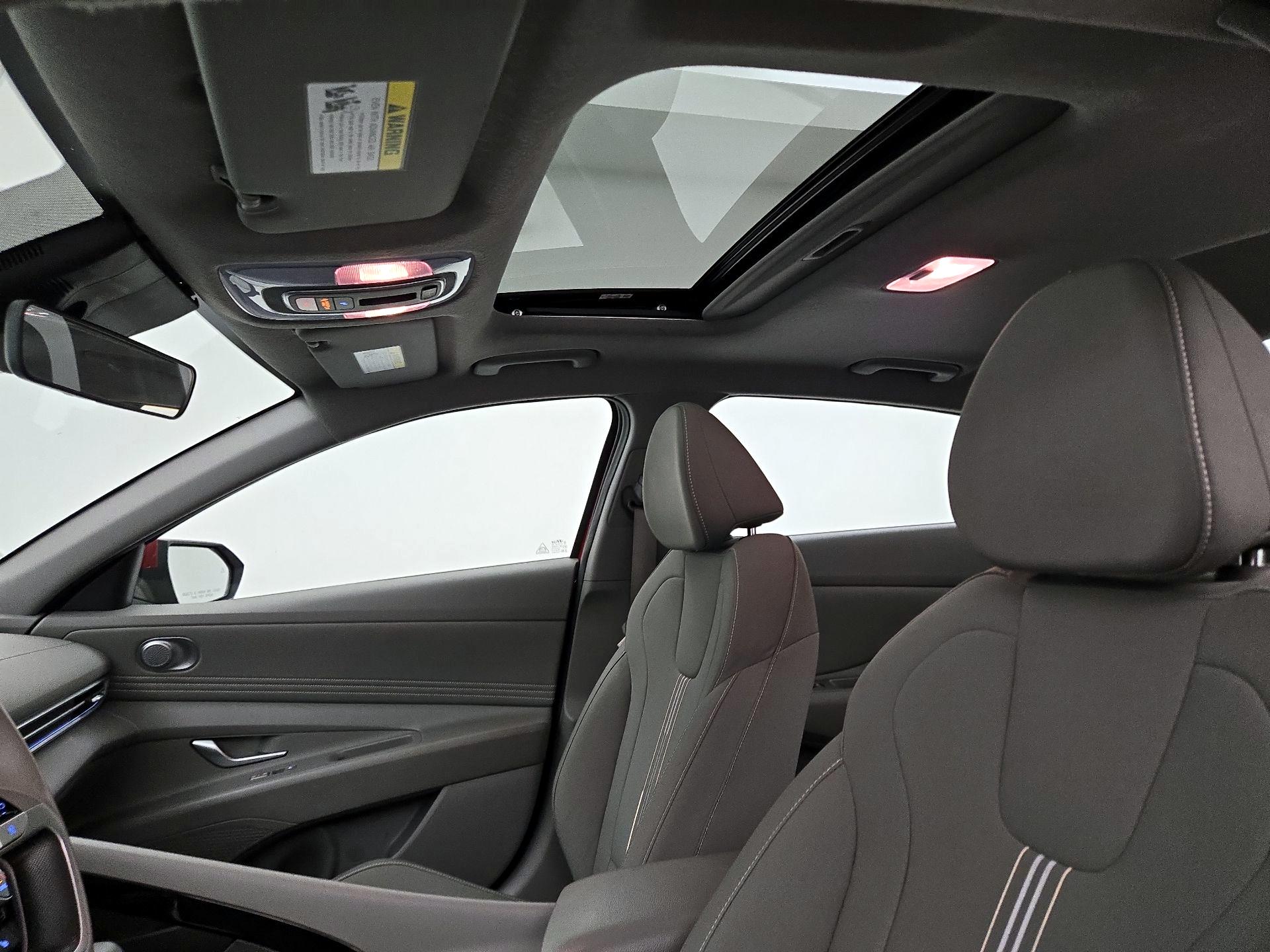 Thumbnail: 2025 Hyundai Elantra - 20