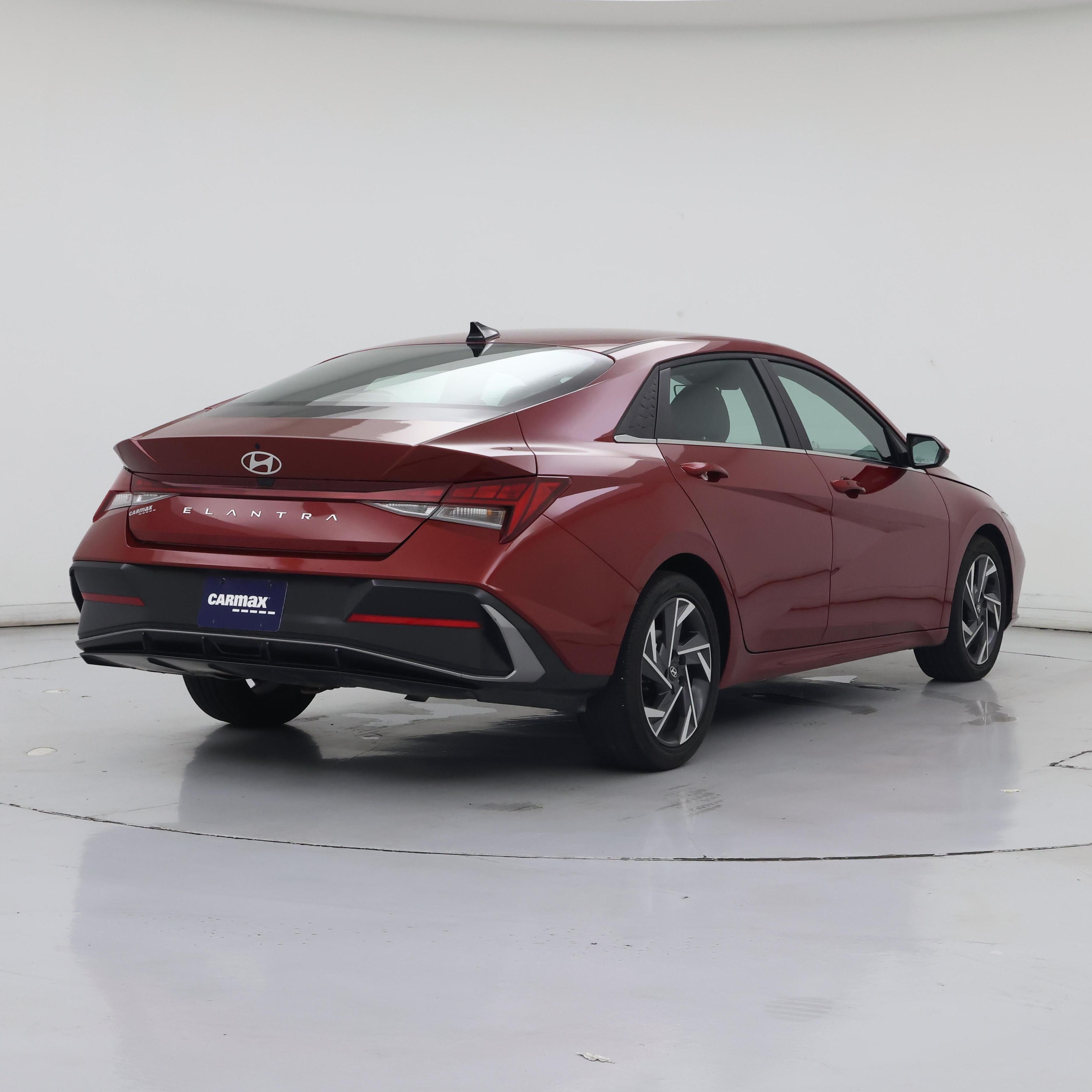 Thumbnail: 2025 Hyundai Elantra - 8