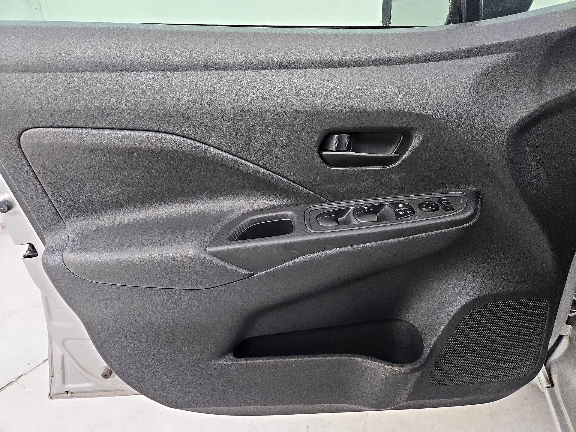 Thumbnail: 2020 Nissan Versa - 12