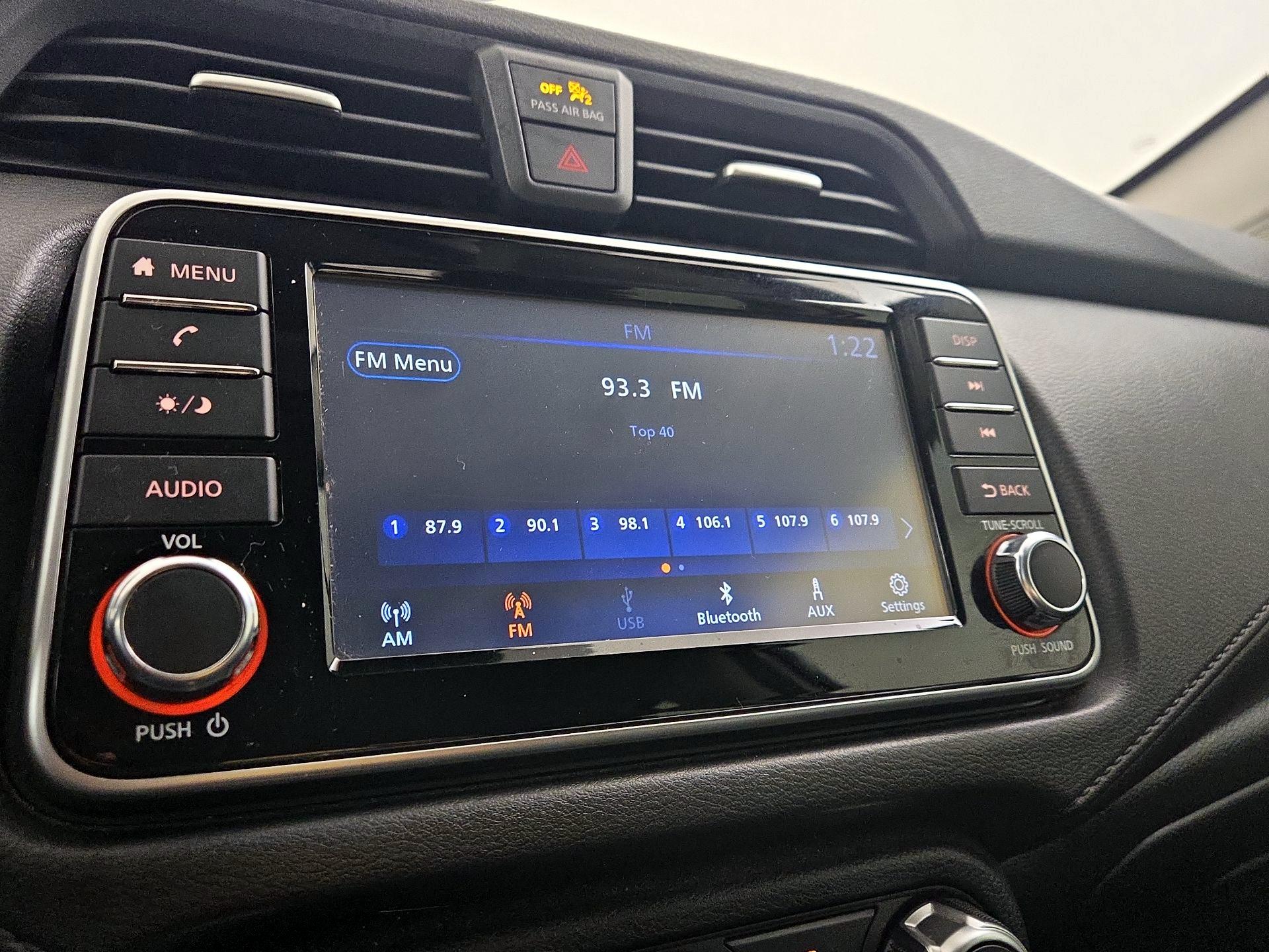 Thumbnail: 2020 Nissan Versa - 15