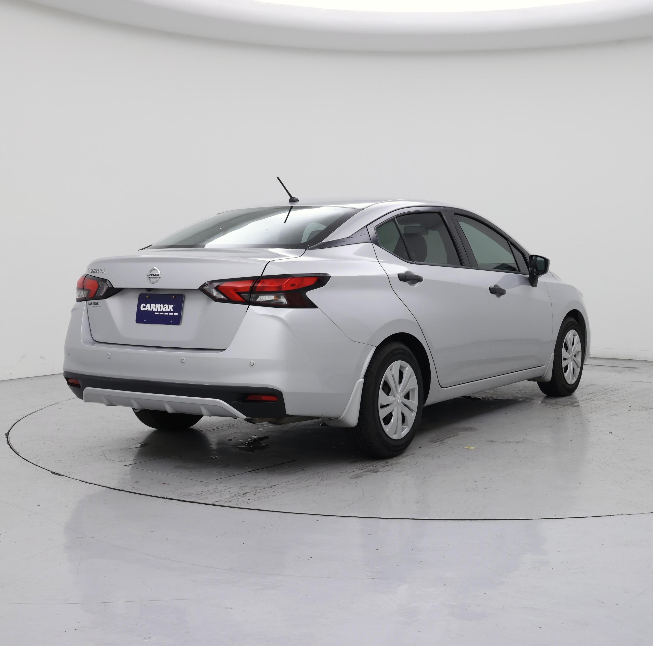 Thumbnail: 2020 Nissan Versa - 8