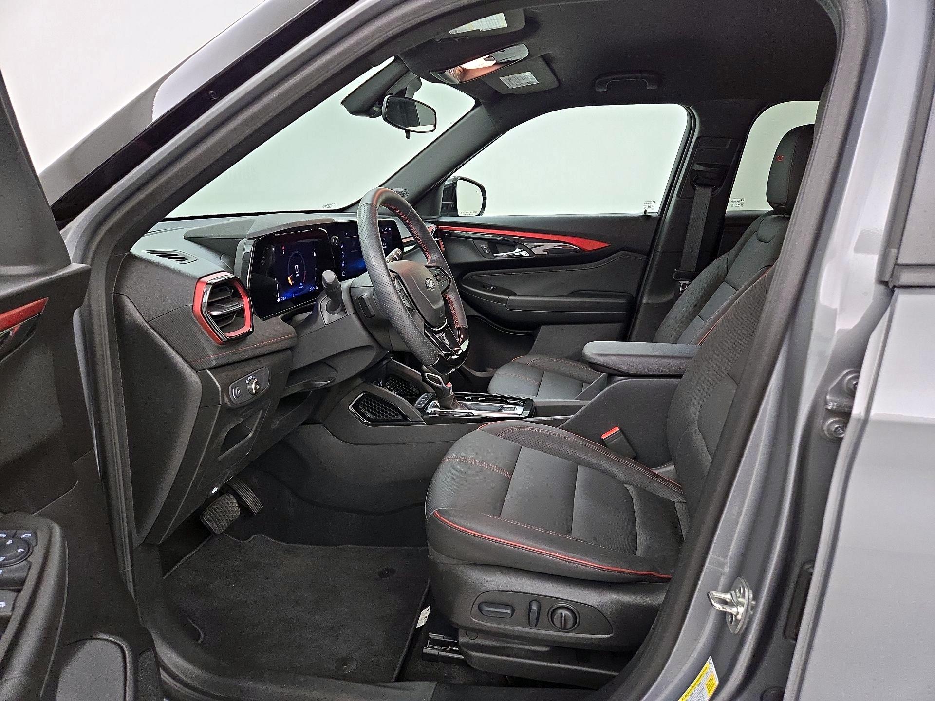 Thumbnail: 2025 Chevrolet TrailBlazer - 11