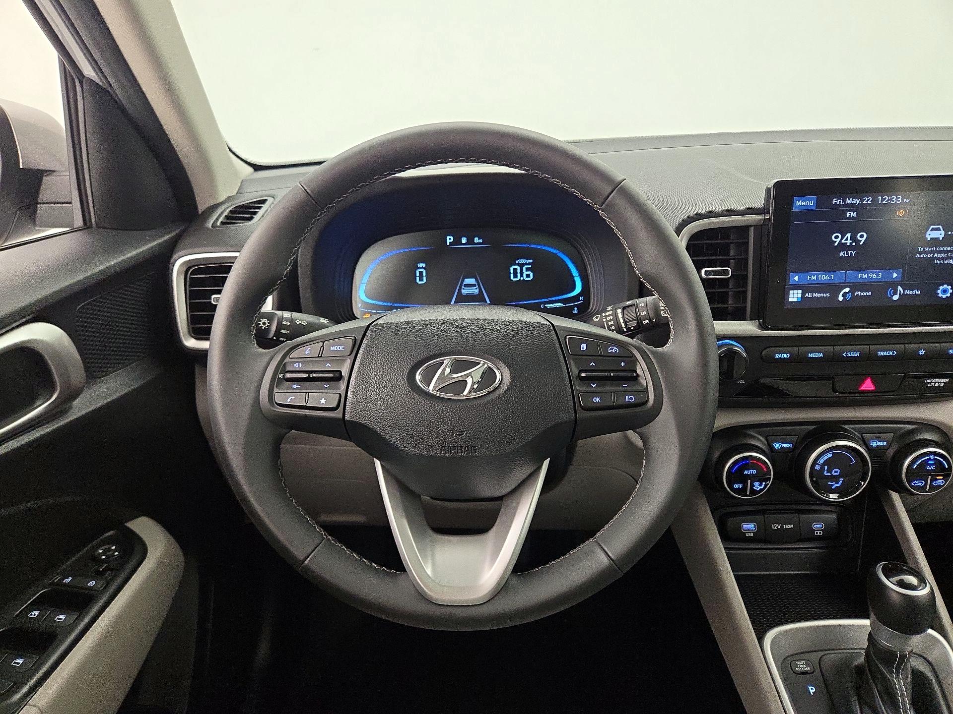 Thumbnail: 2025 Hyundai Venue - 10