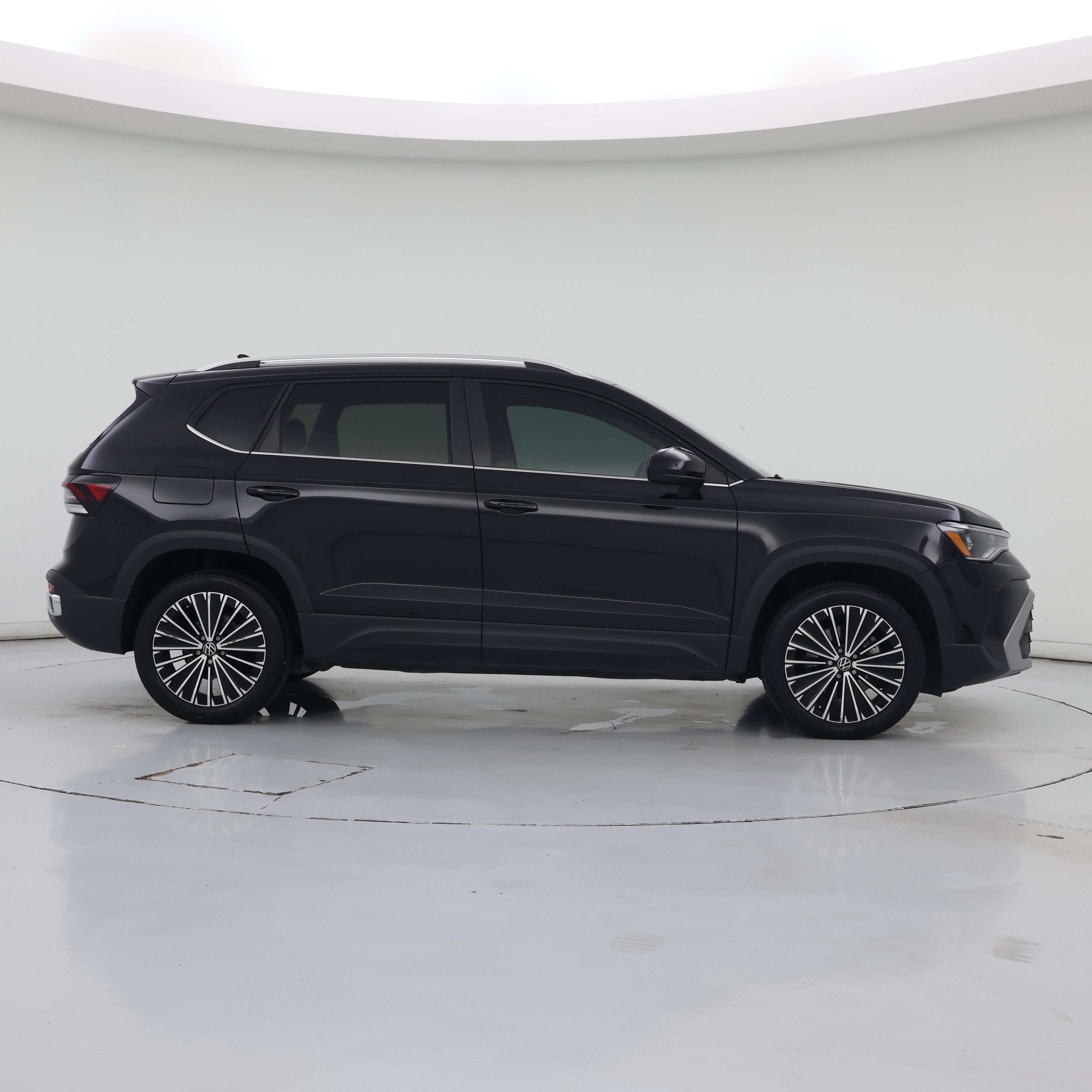 Thumbnail: 2025 Volkswagen Taos - 7