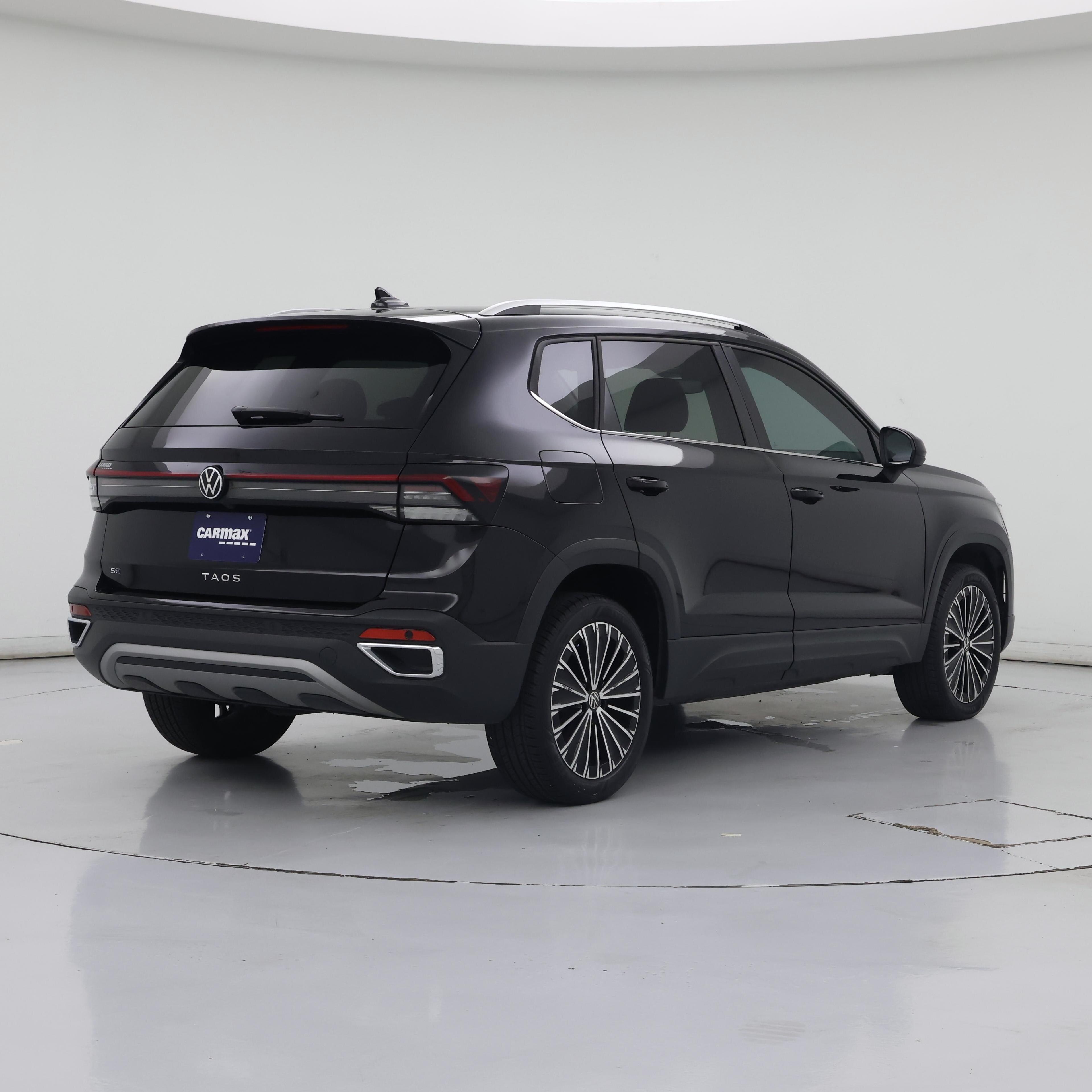 Thumbnail: 2025 Volkswagen Taos - 8