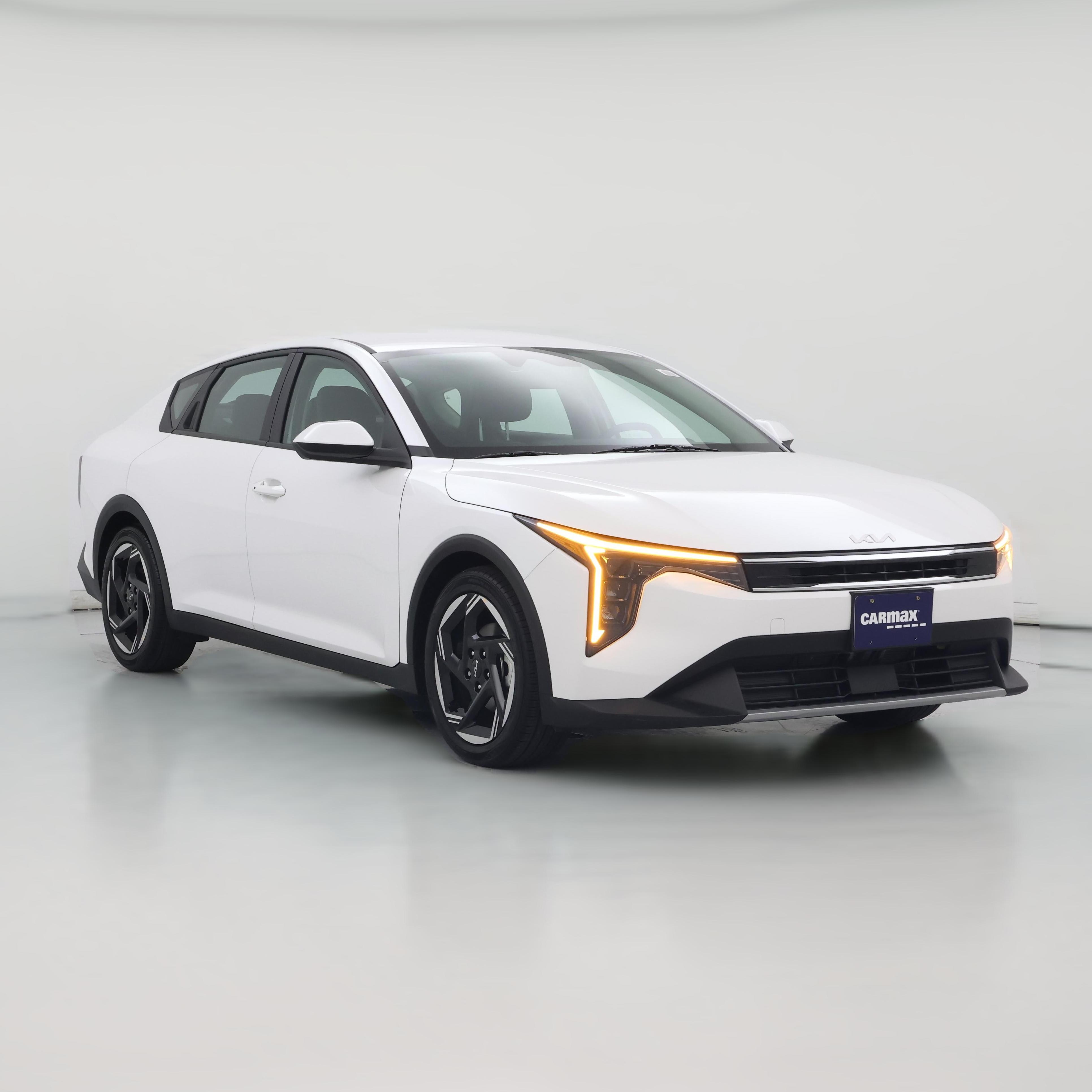 Thumbnail: 2025 Kia K4 - 1