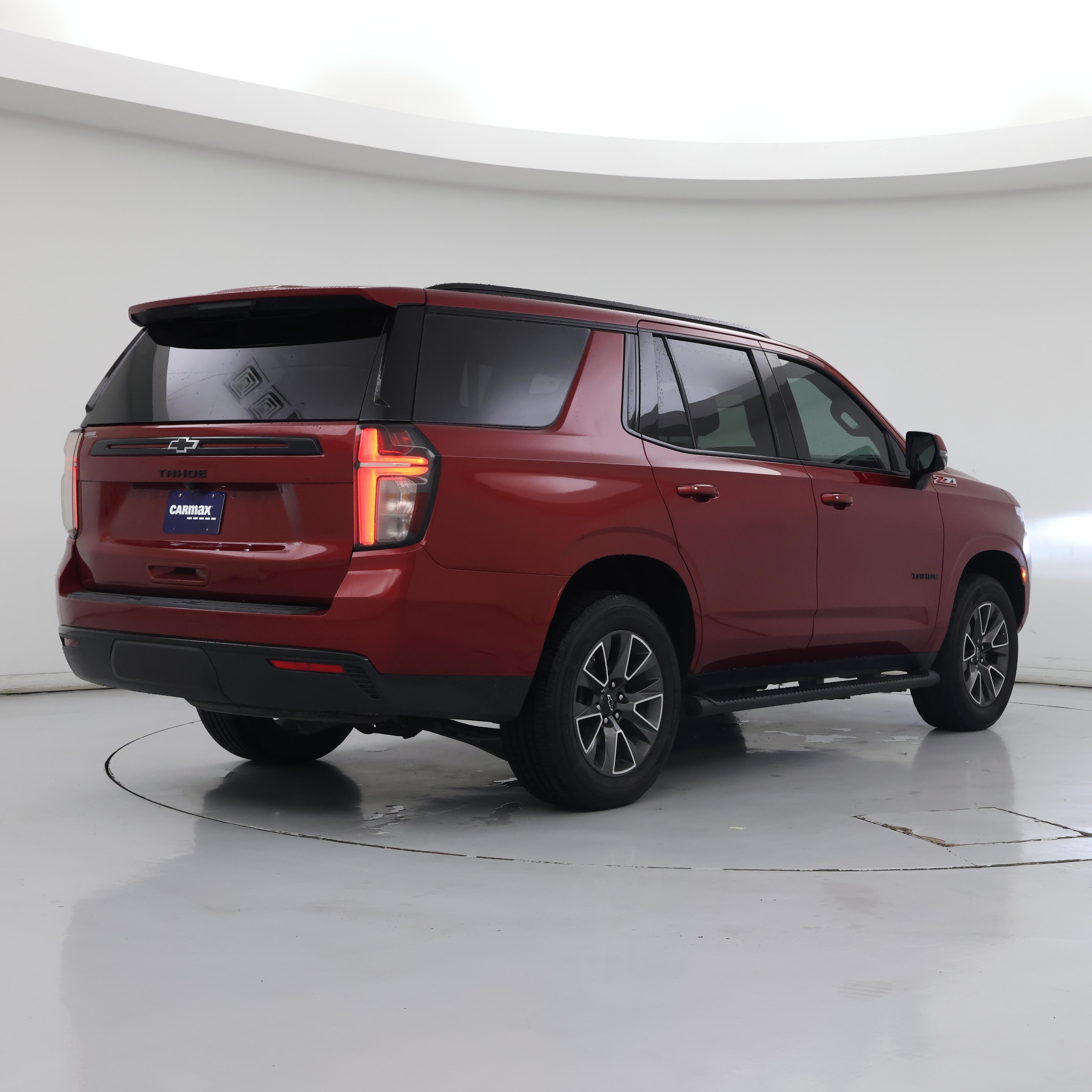 Thumbnail: 2023 Chevrolet Tahoe - 8