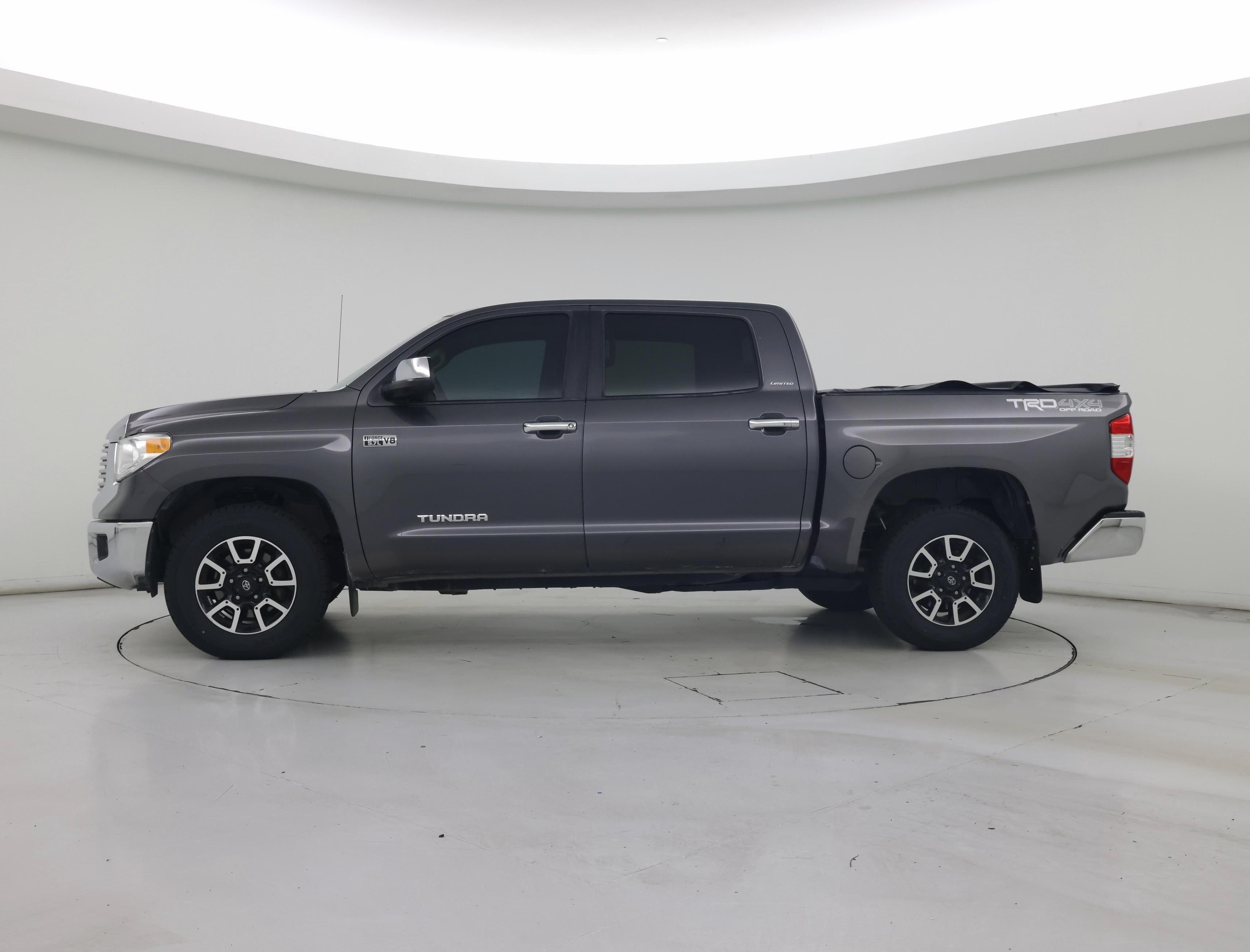 Thumbnail: 2016 Toyota Tundra - 3