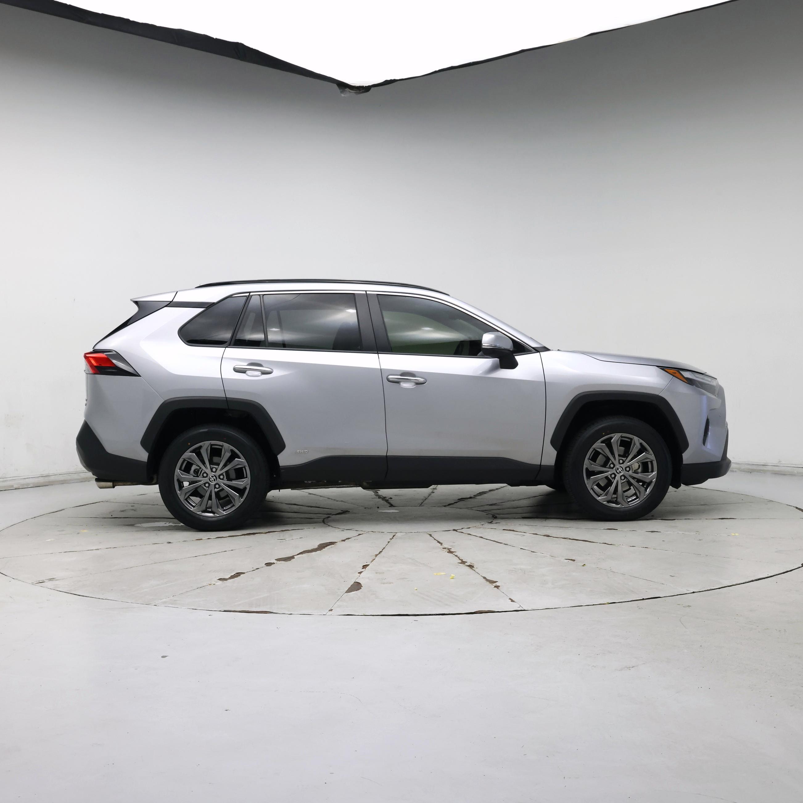 Thumbnail: 2022 Toyota RAV4 - 7