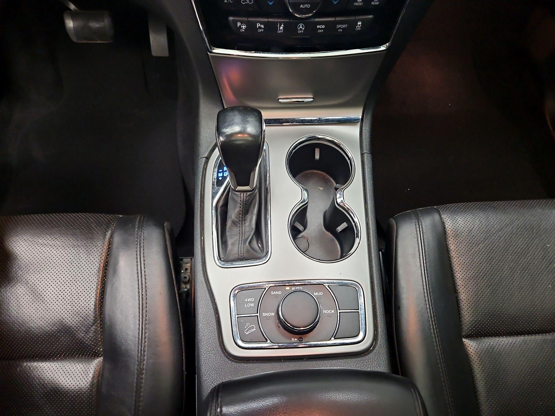 Thumbnail: 2020 Jeep Grand Cherokee - 18