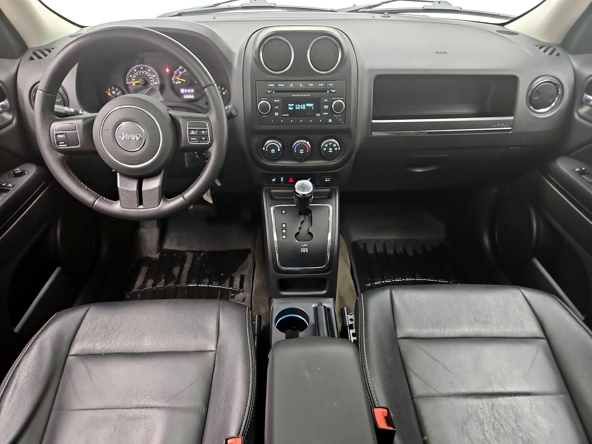 Thumbnail: 2017 Jeep Patriot - 9