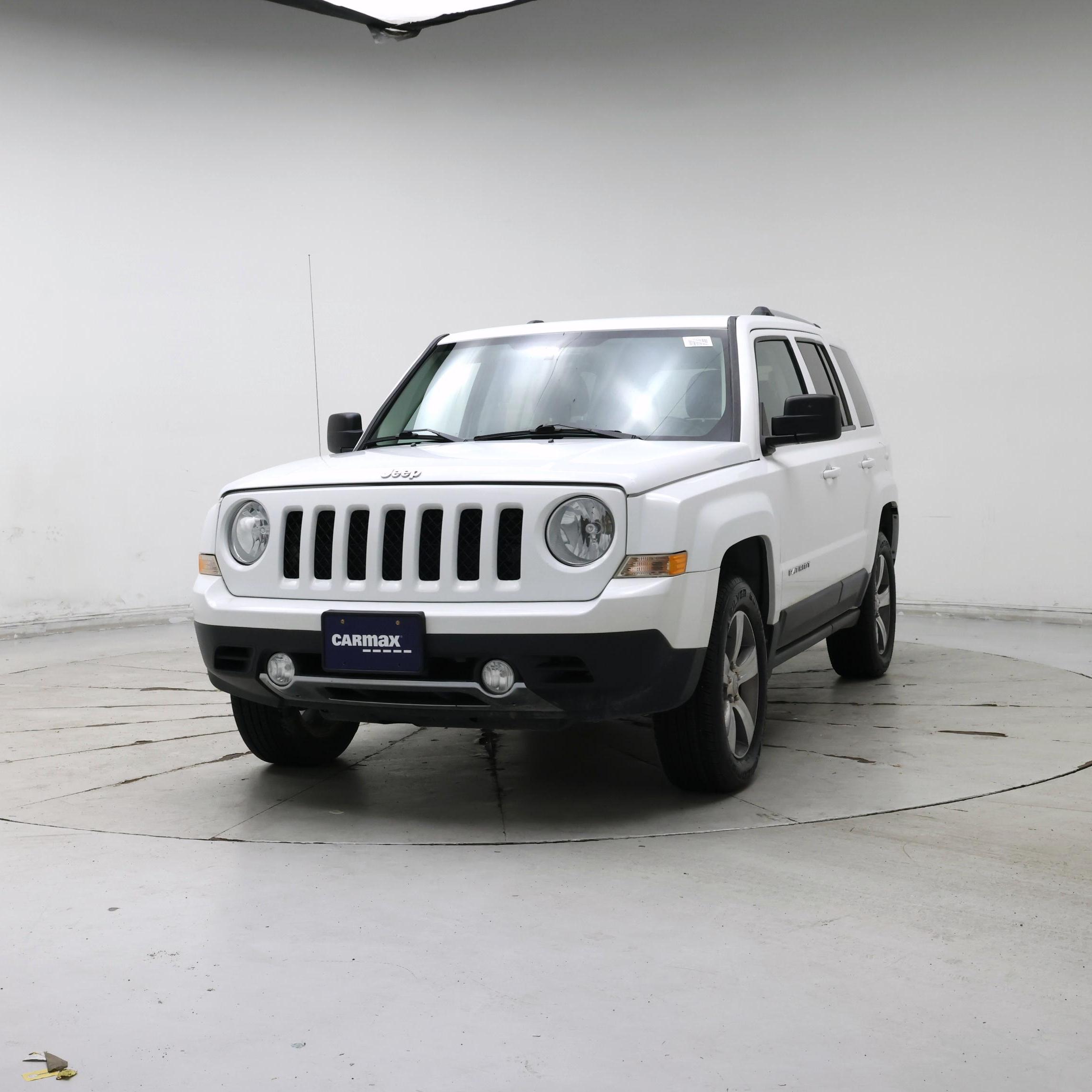 Thumbnail: 2017 Jeep Patriot - 4