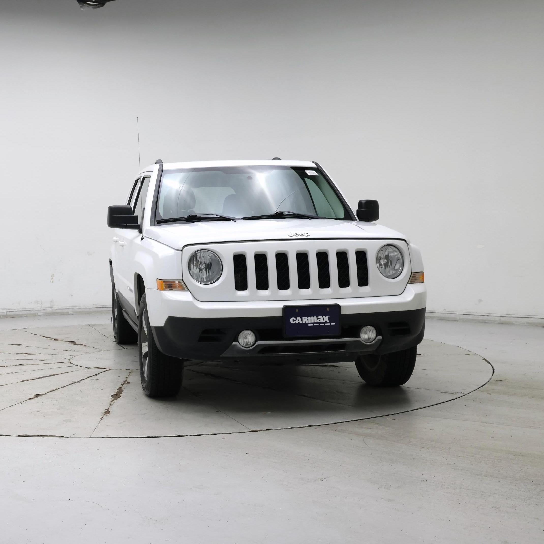Thumbnail: 2017 Jeep Patriot - 5