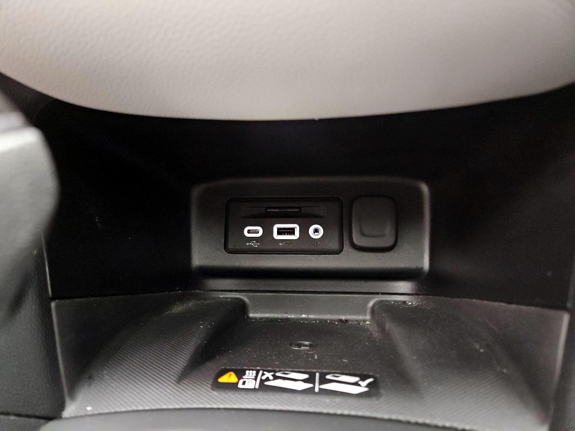 Thumbnail: 2021 Chevrolet Equinox - 19