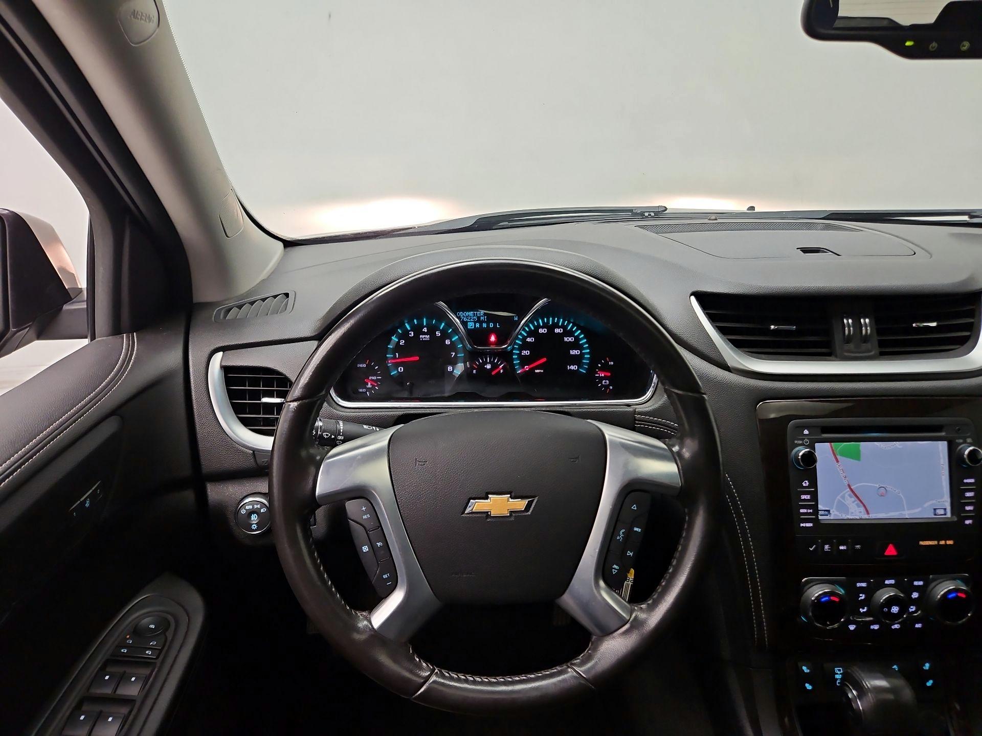Thumbnail: 2017 Chevrolet Traverse - 10