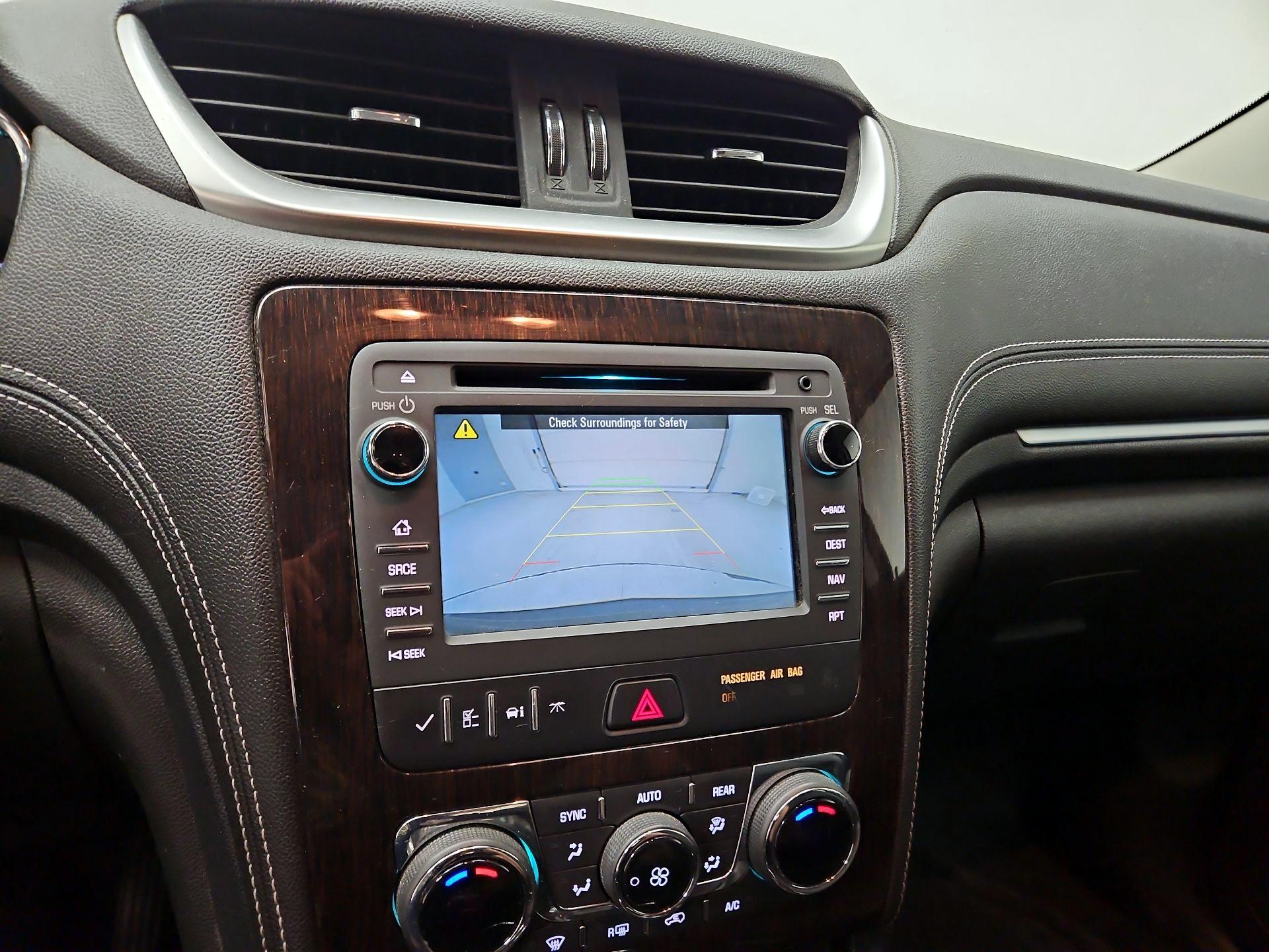 Thumbnail: 2017 Chevrolet Traverse - 15