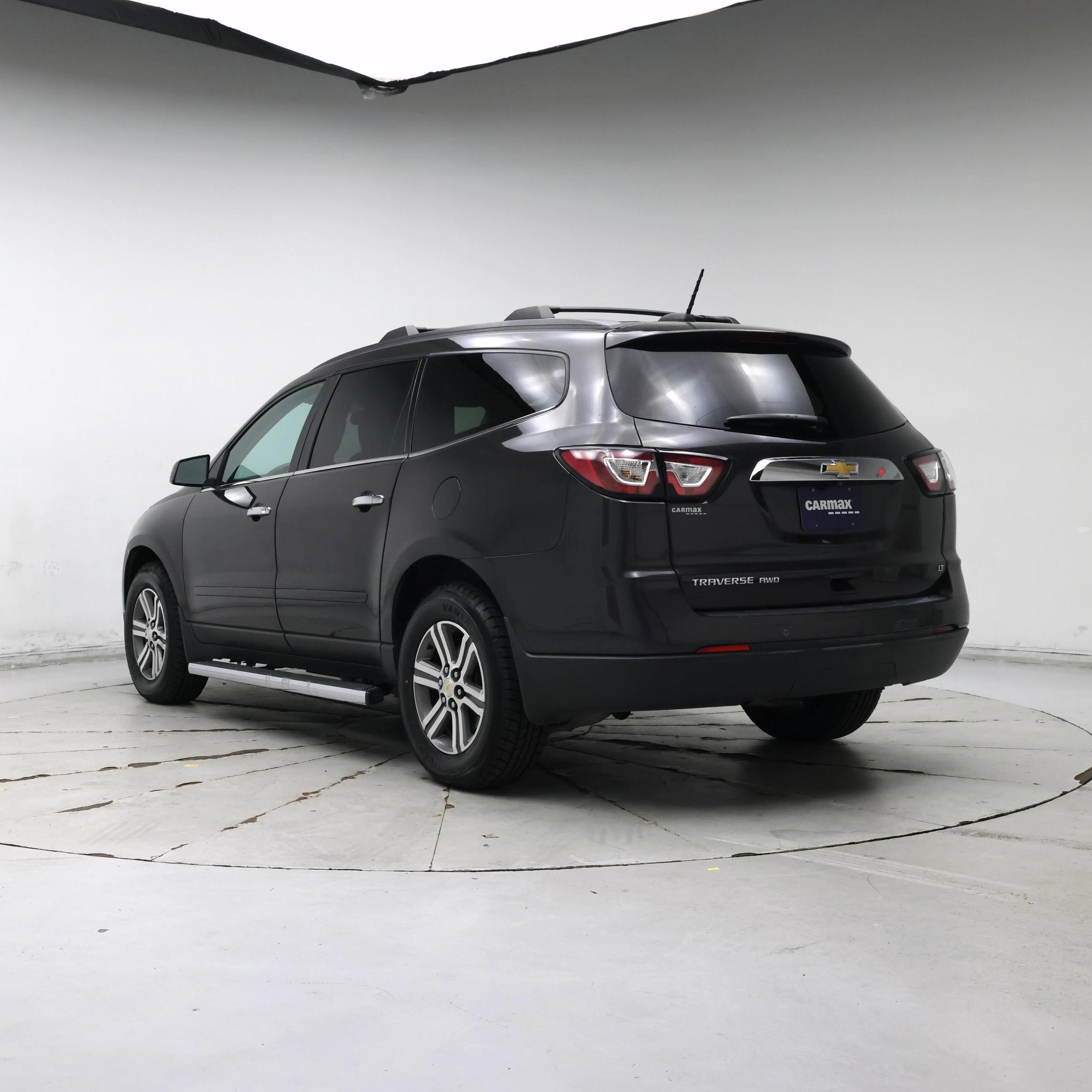 Thumbnail: 2017 Chevrolet Traverse - 2