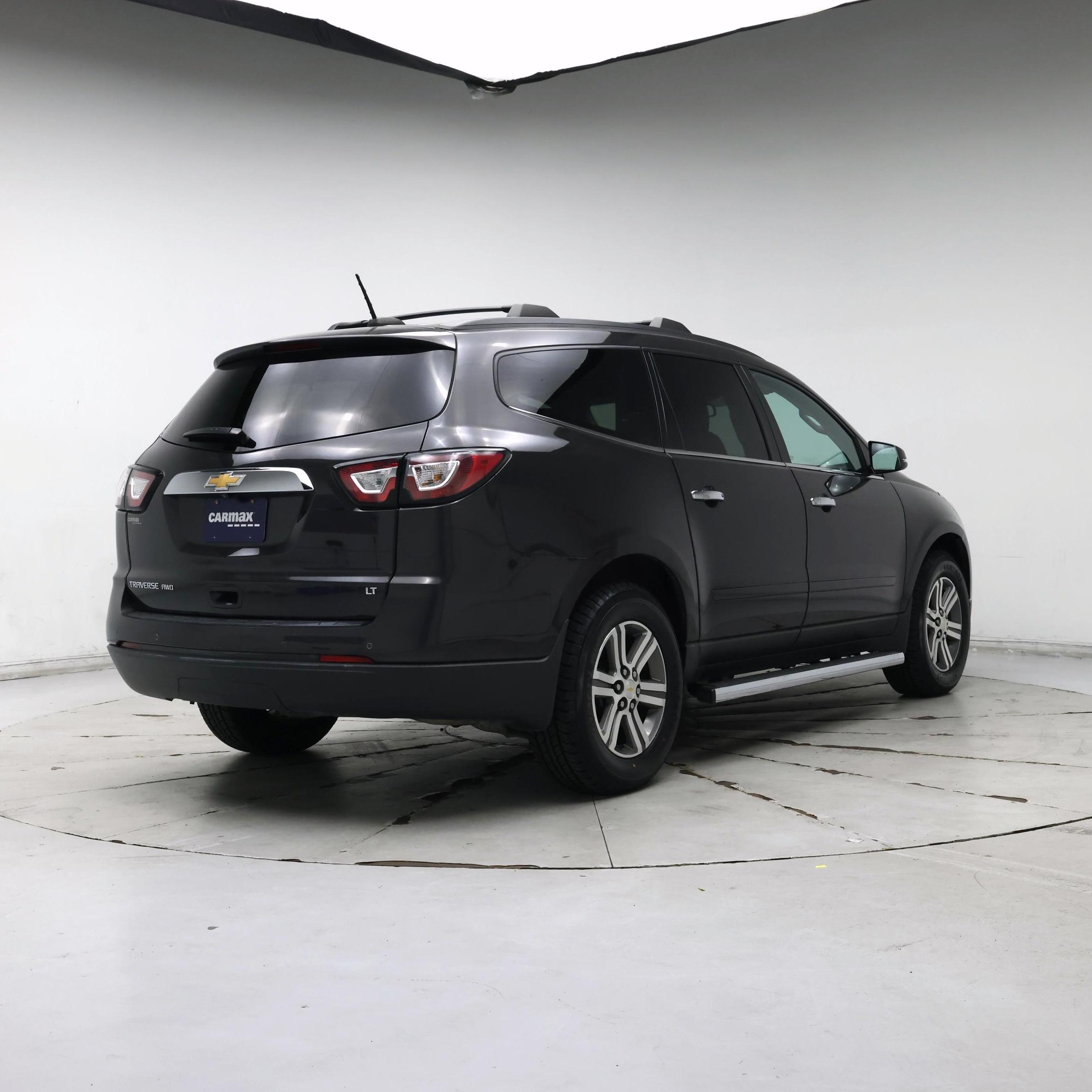 Thumbnail: 2017 Chevrolet Traverse - 8