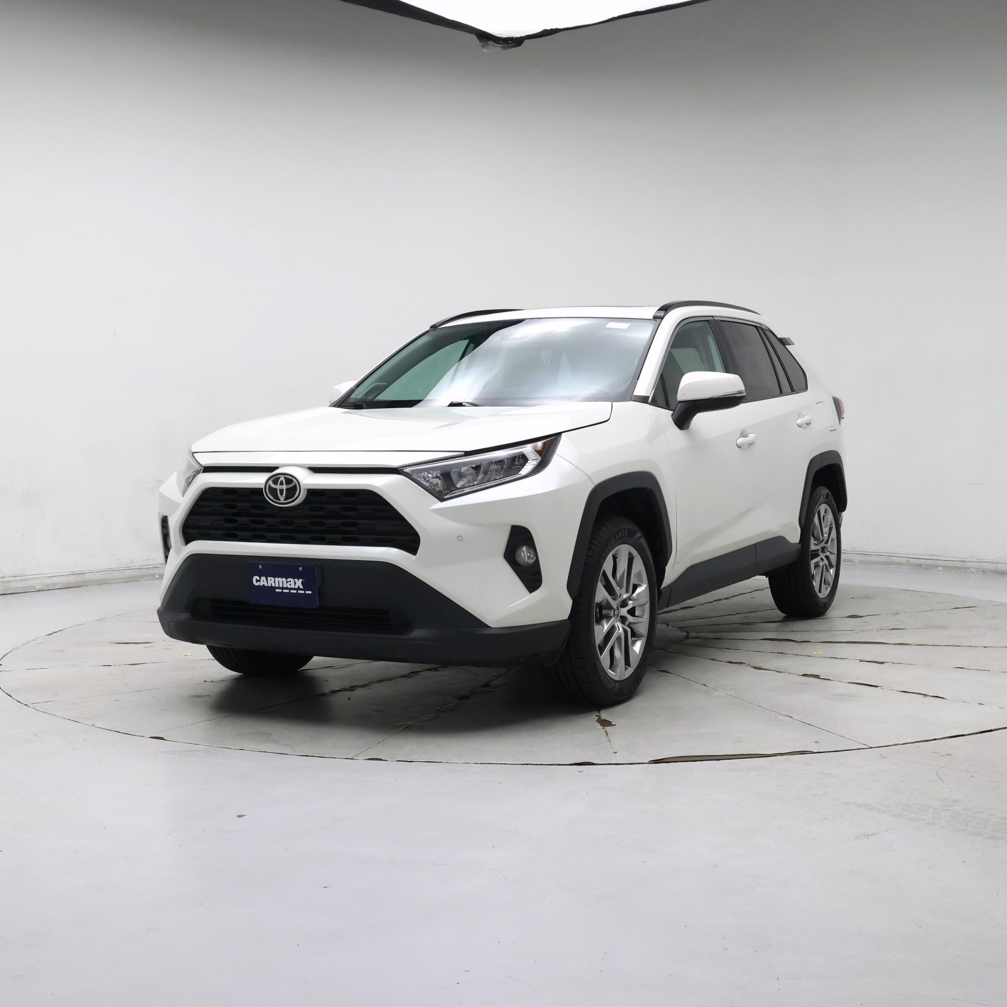 Thumbnail: 2021 Toyota RAV4 - 4