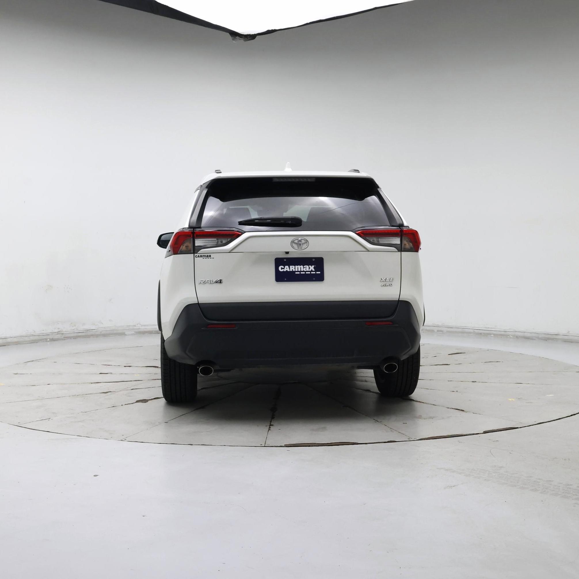 Thumbnail: 2021 Toyota RAV4 - 6