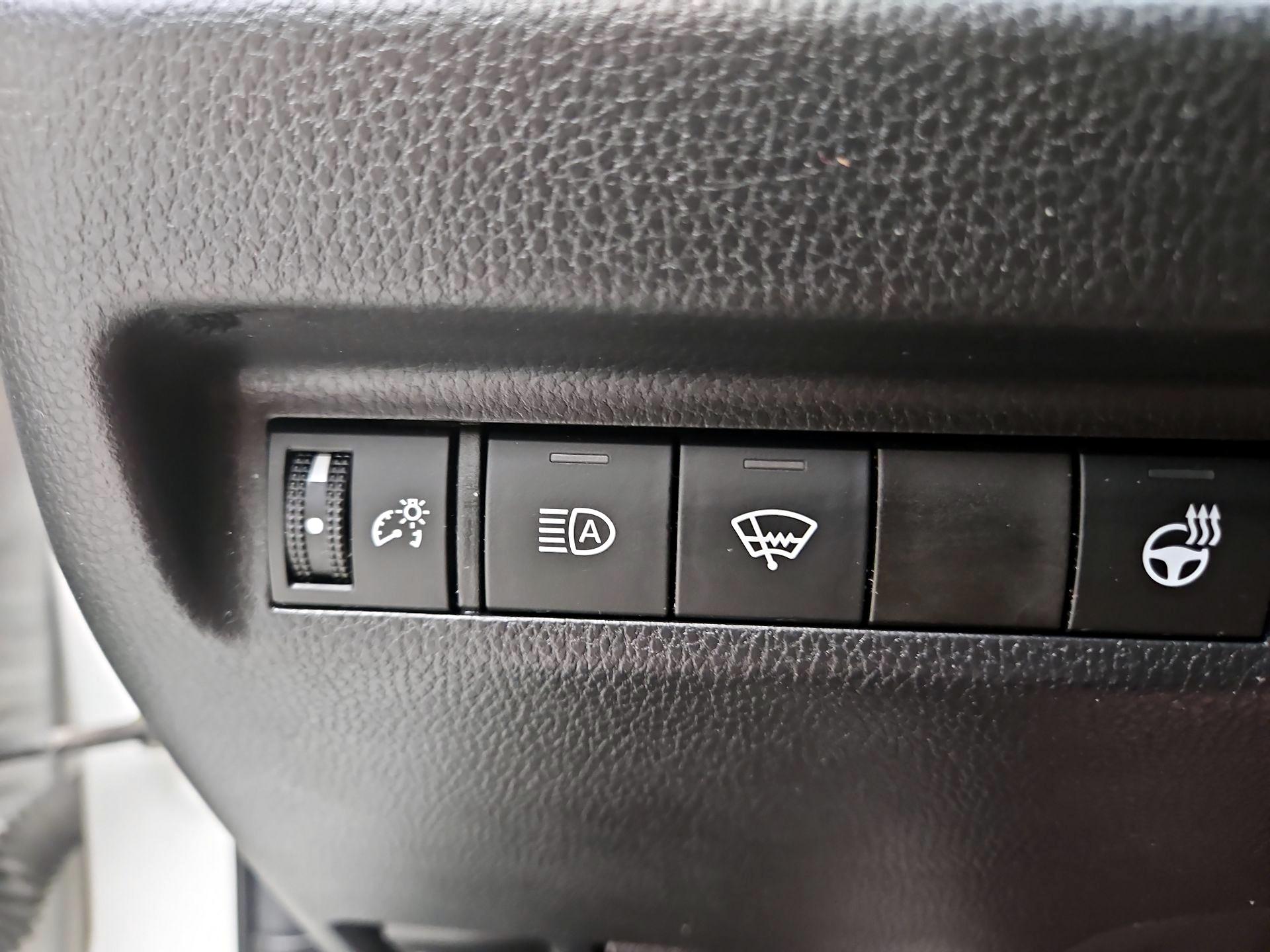 Thumbnail: 2022 Toyota RAV4 - 13