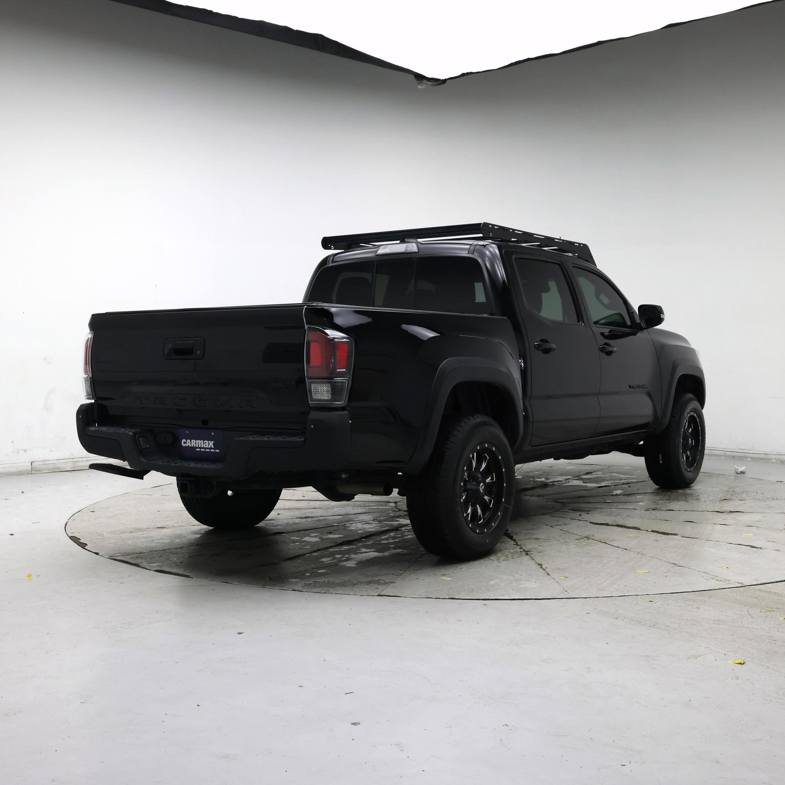 Thumbnail: 2021 Toyota Tacoma - 8