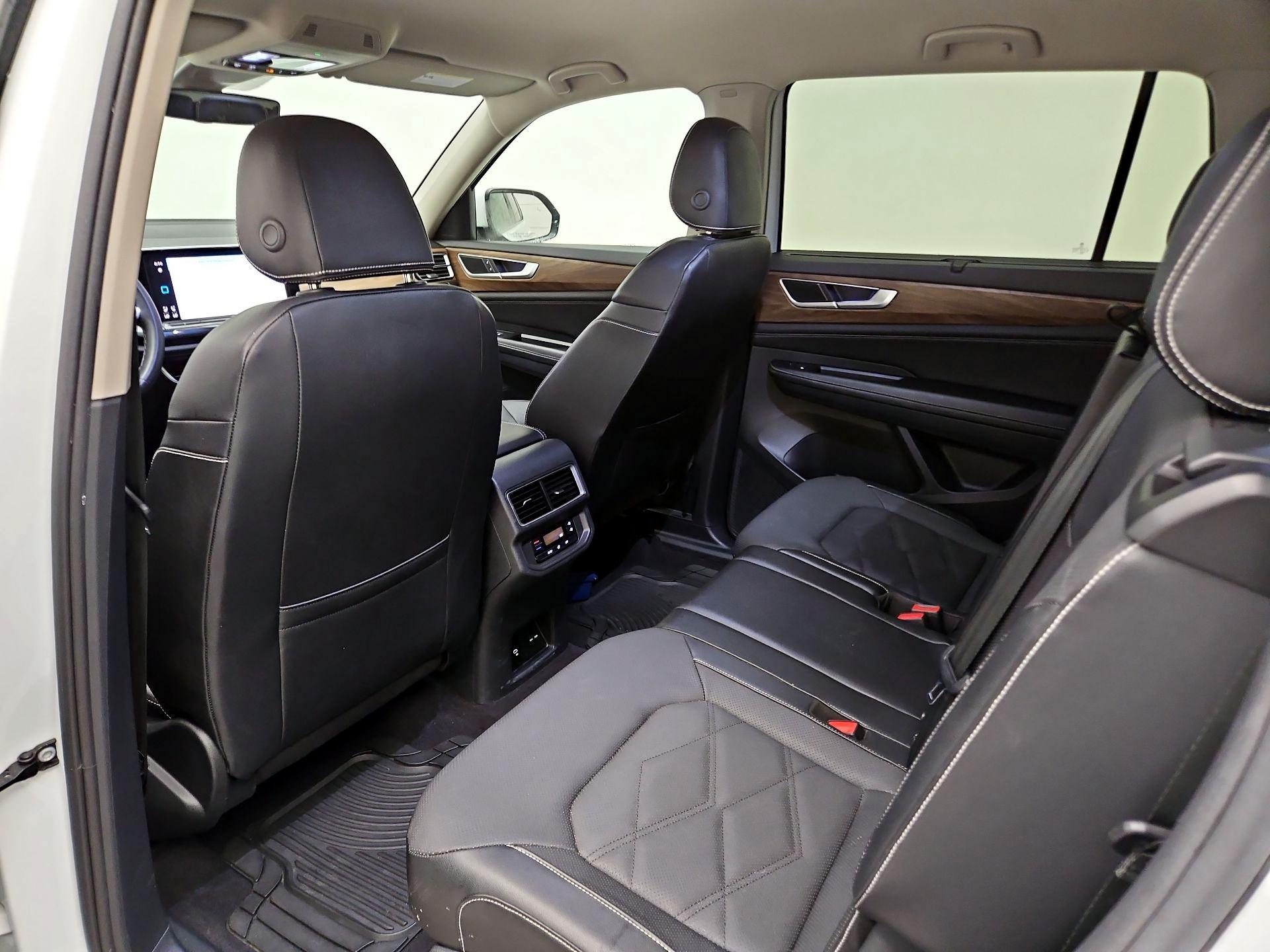 Thumbnail: 2024 Volkswagen Atlas - 19