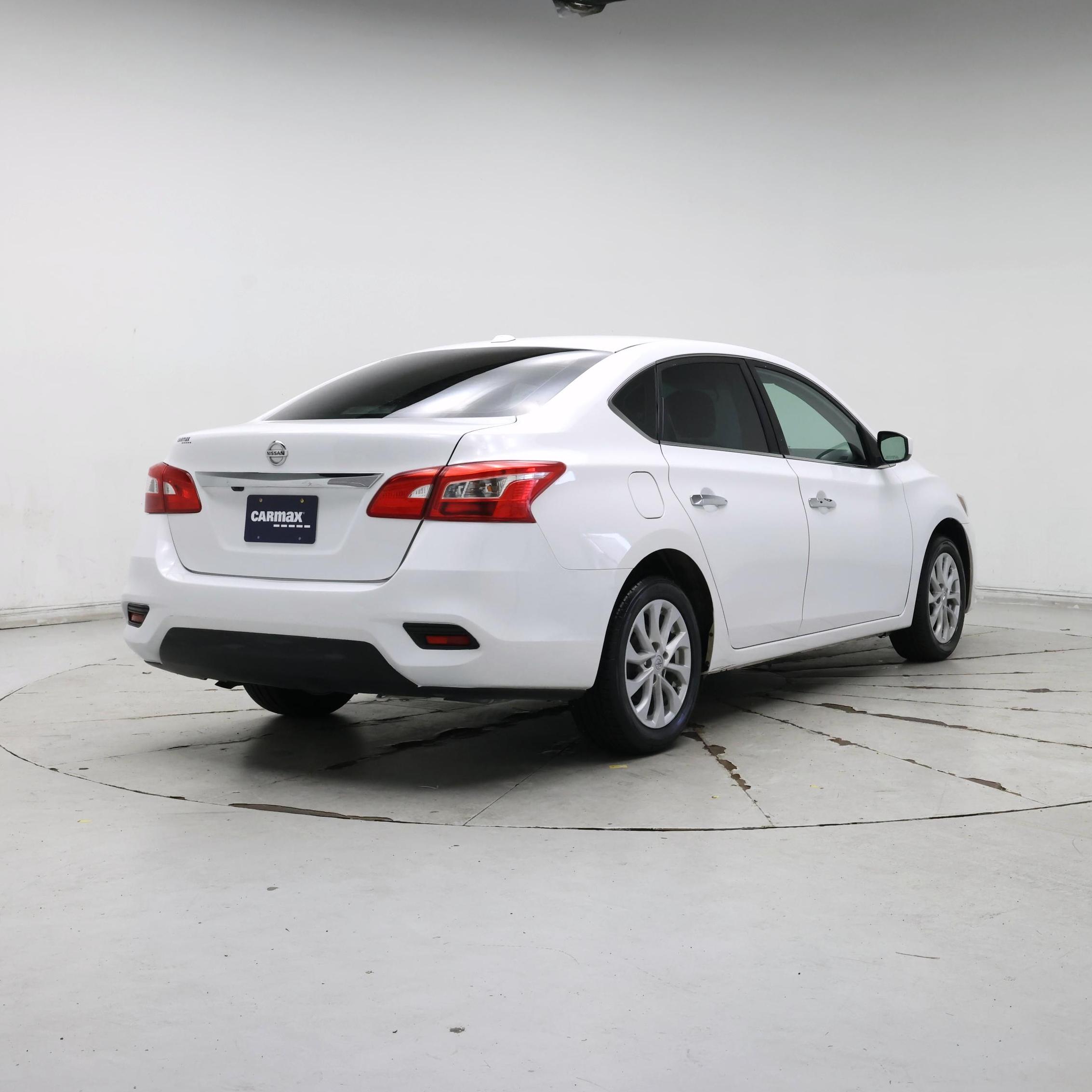Thumbnail: 2019 Nissan Sentra - 8