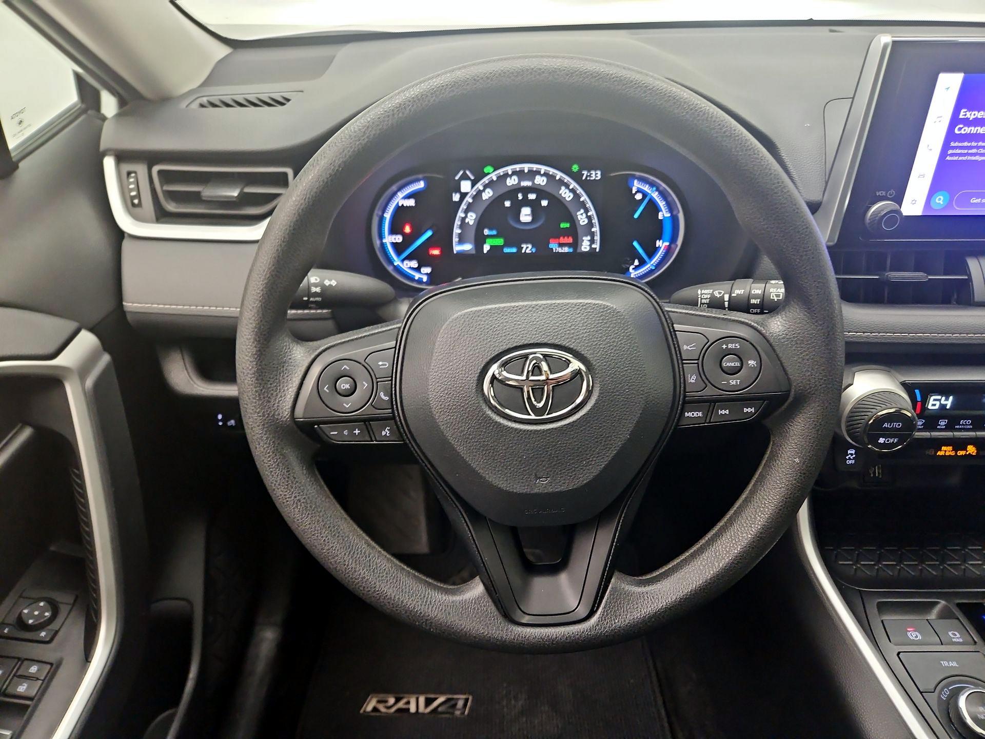 Thumbnail: 2024 Toyota RAV4 - 10