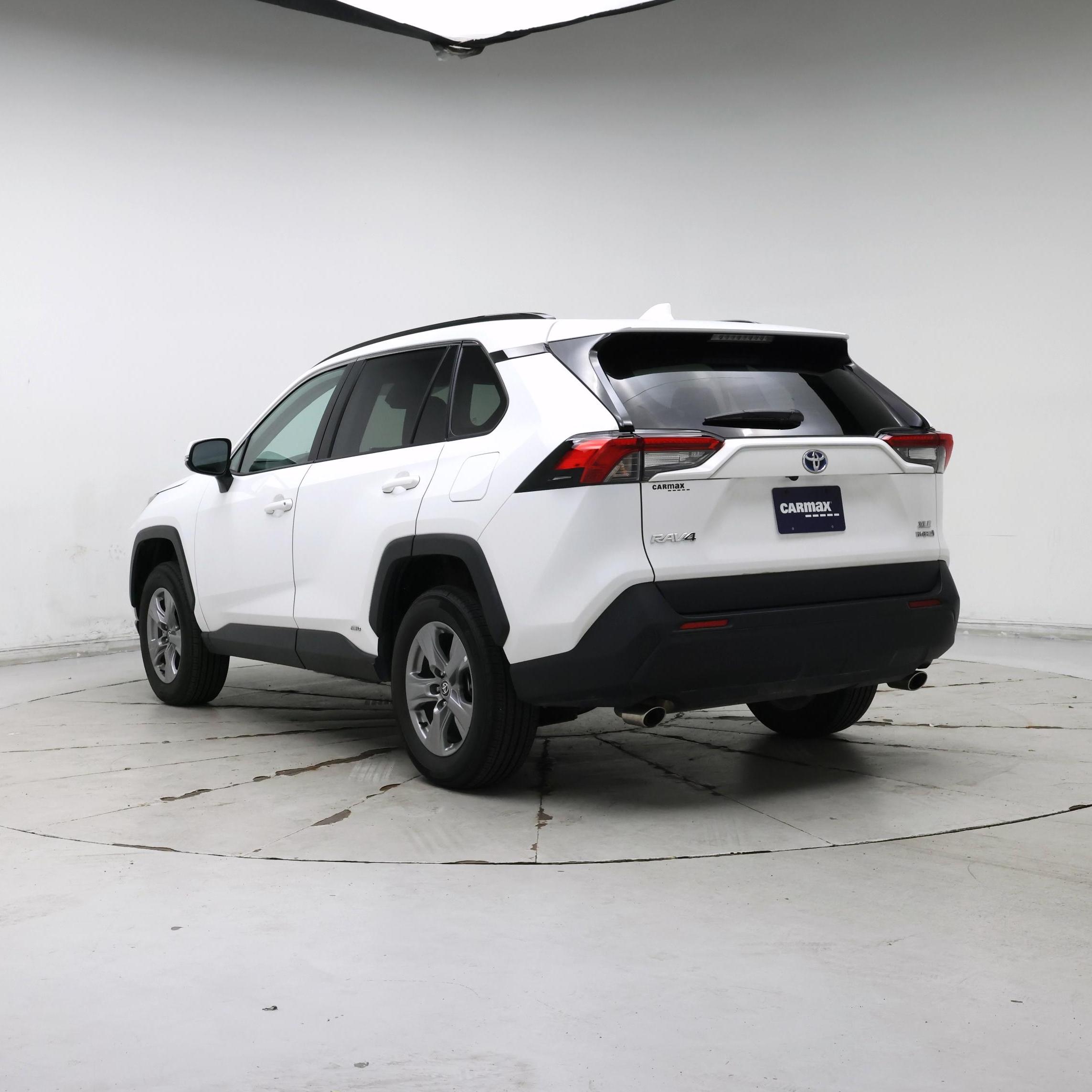 Thumbnail: 2024 Toyota RAV4 - 2