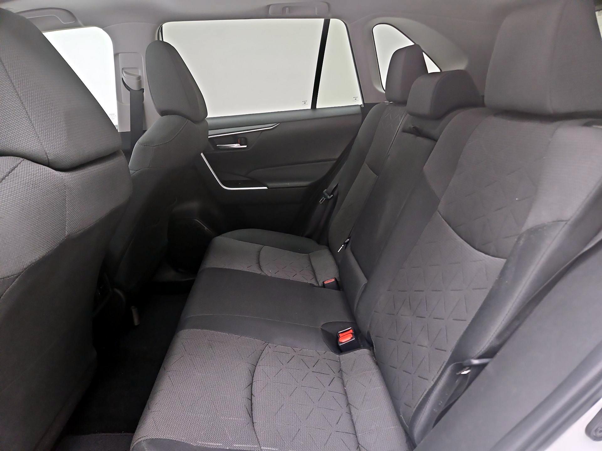 Thumbnail: 2024 Toyota RAV4 - 20