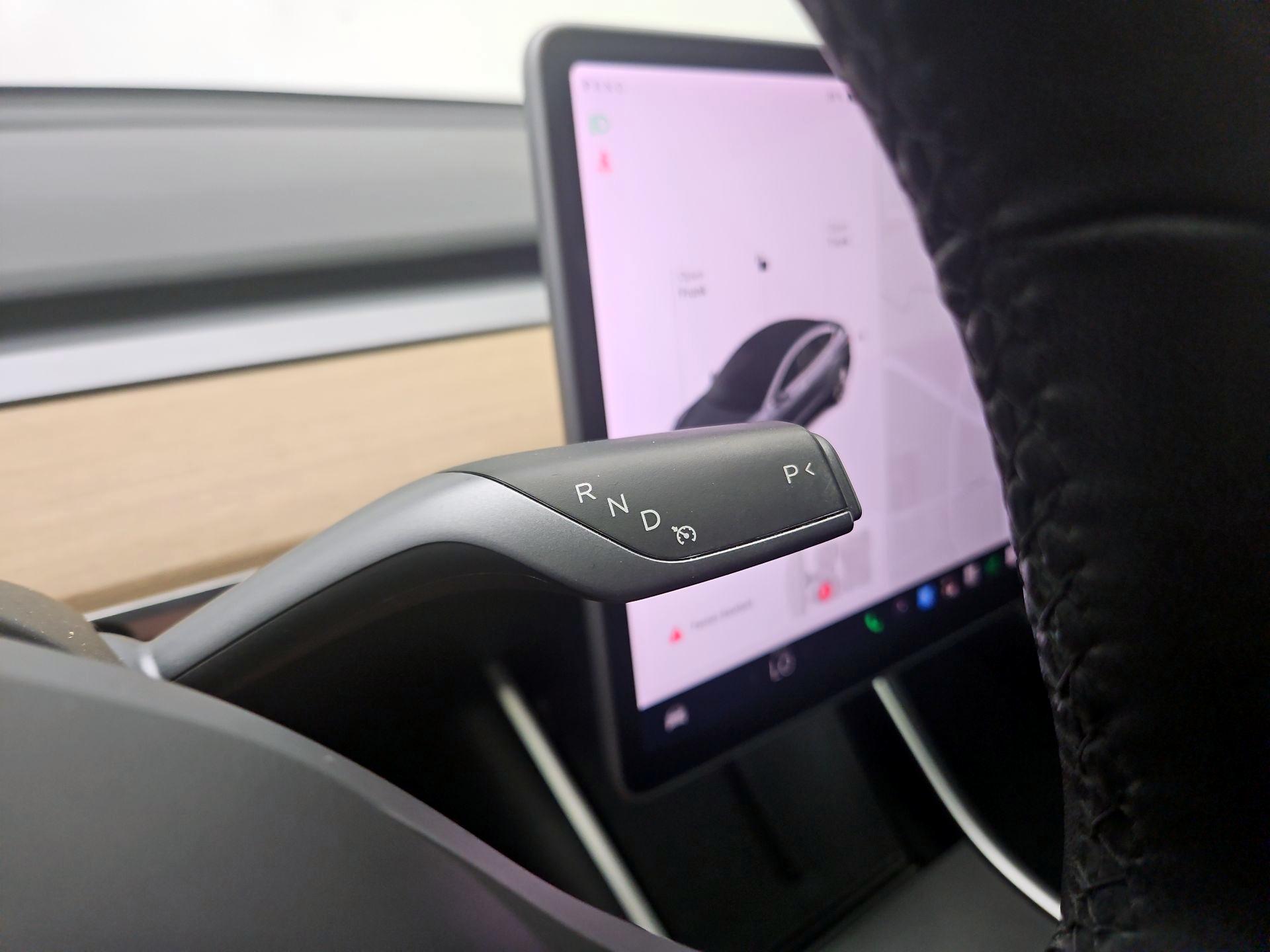 Thumbnail: 2020 Tesla Model 3 - 17