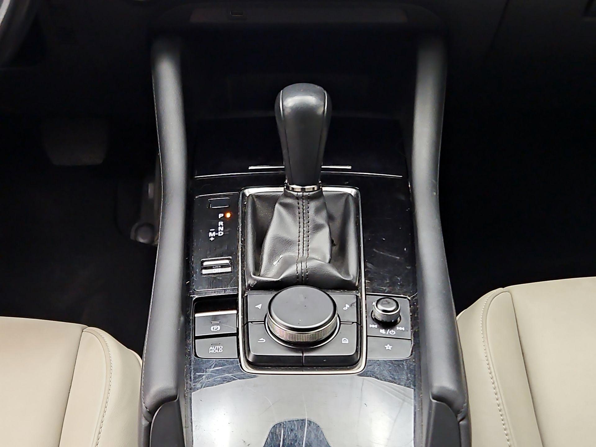 Thumbnail: 2019 Mazda Mazda3 - 18