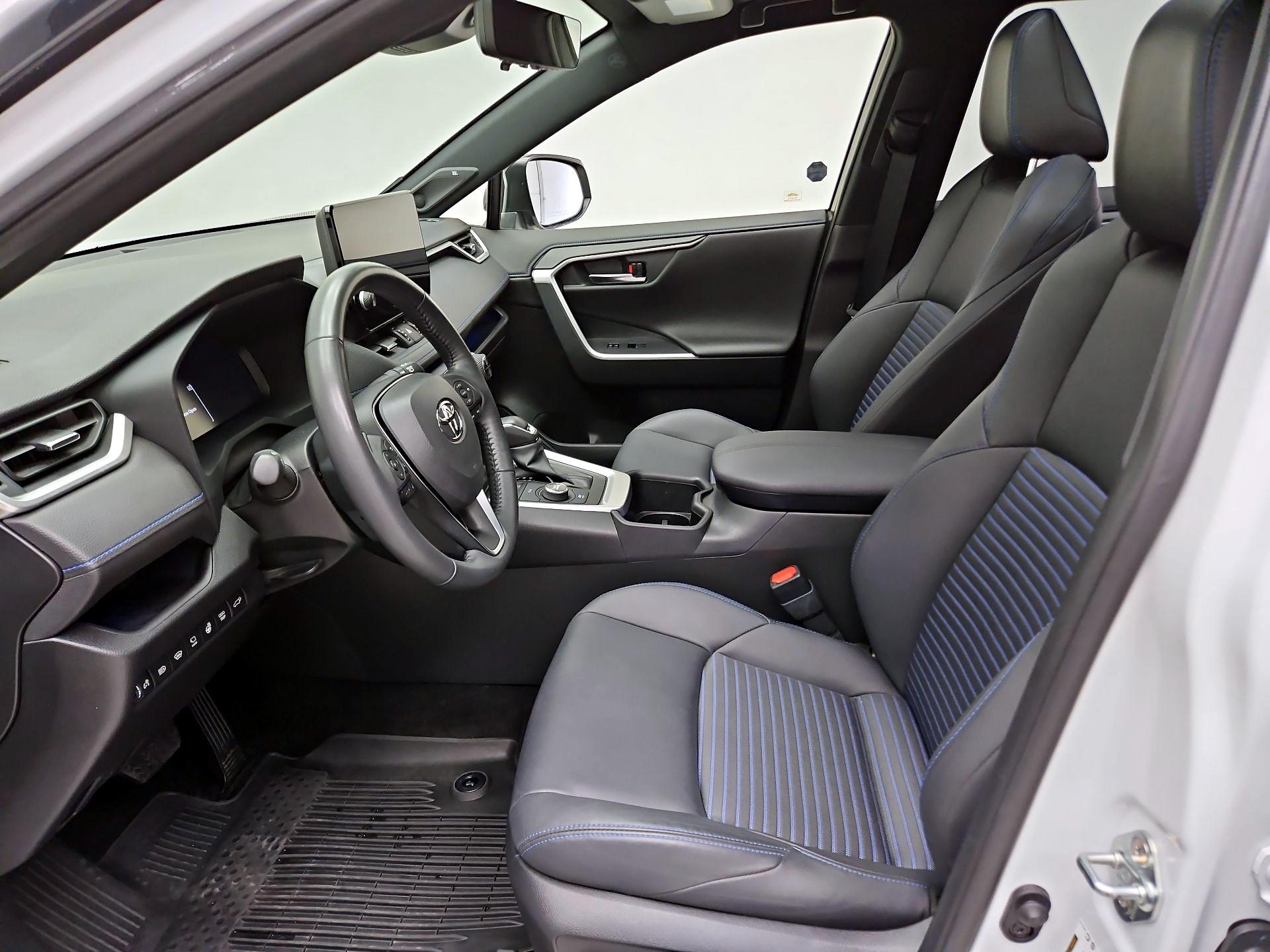 Thumbnail: 2024 Toyota RAV4 - 11