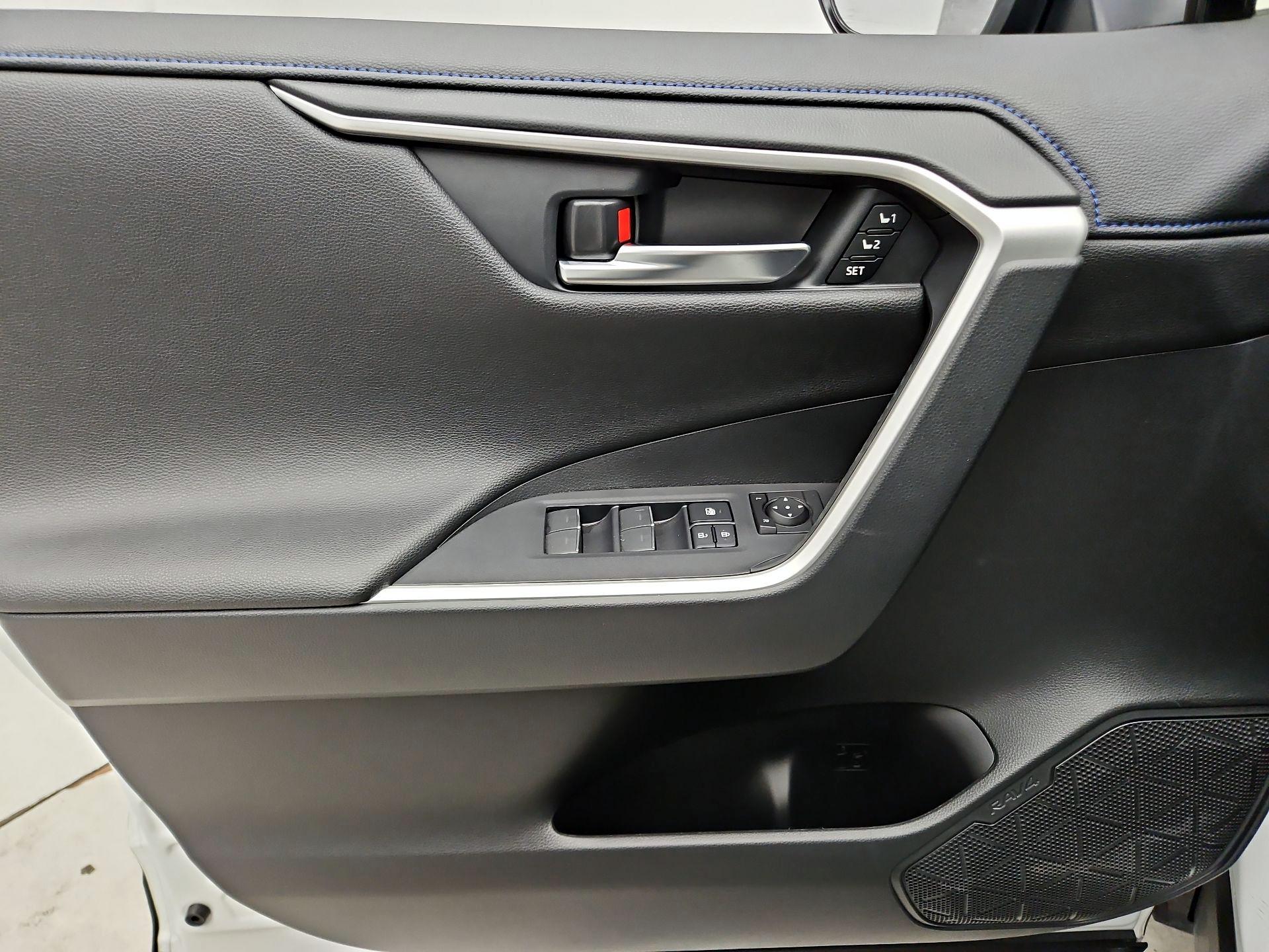Thumbnail: 2024 Toyota RAV4 - 12