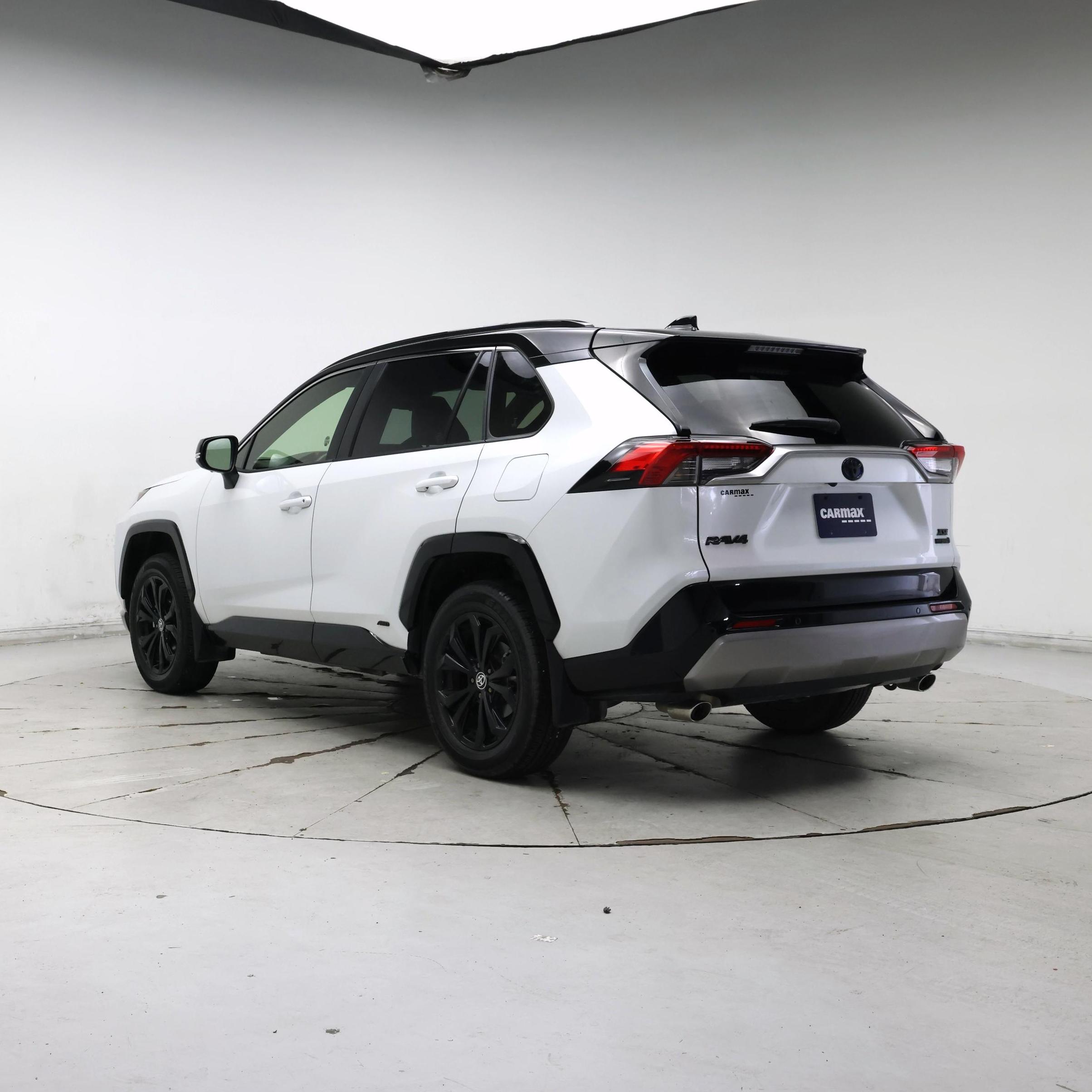 Thumbnail: 2024 Toyota RAV4 - 2