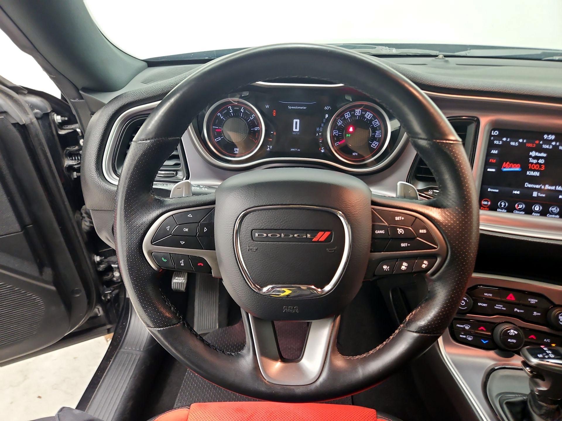 Thumbnail: 2019 Dodge Challenger - 10