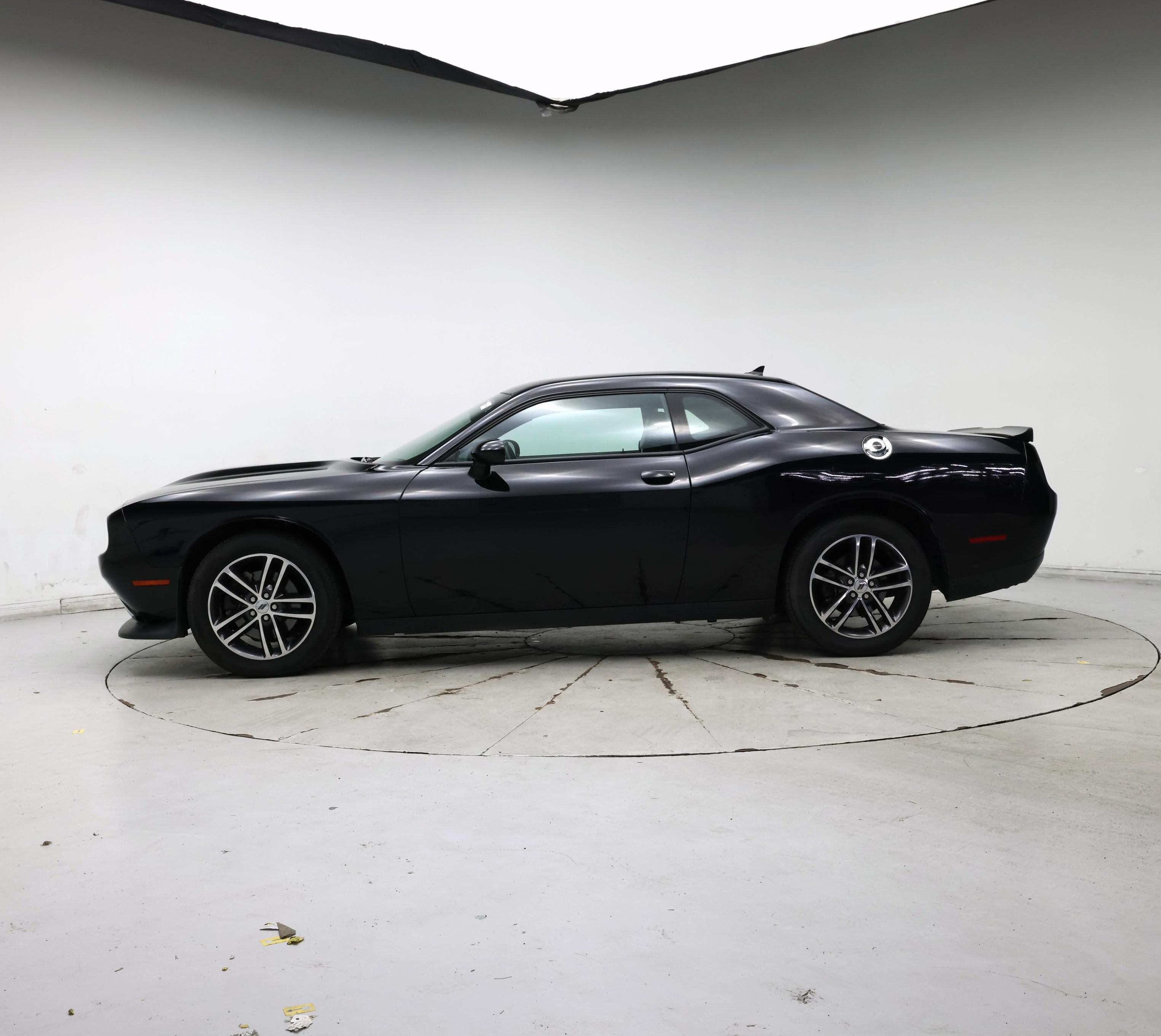 Thumbnail: 2019 Dodge Challenger - 3