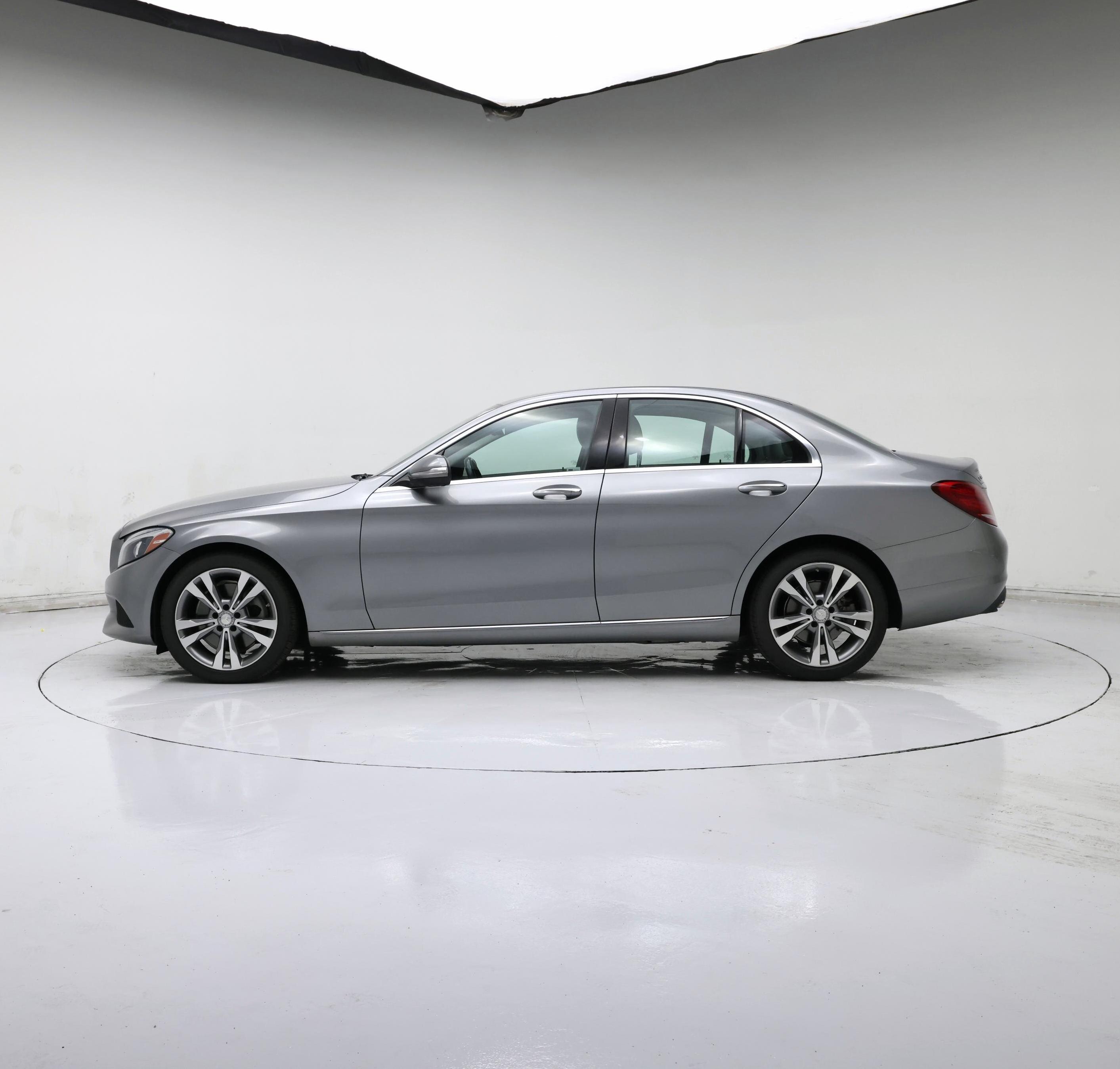 Thumbnail: 2015 Mercedes-Benz C-Class - 3
