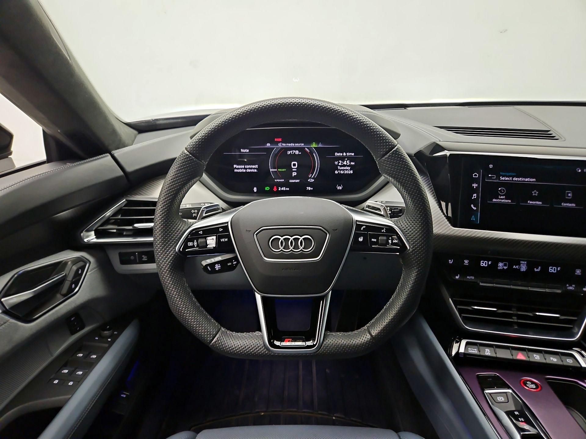 Thumbnail: 2022 Audi RS e-tron GT - 10