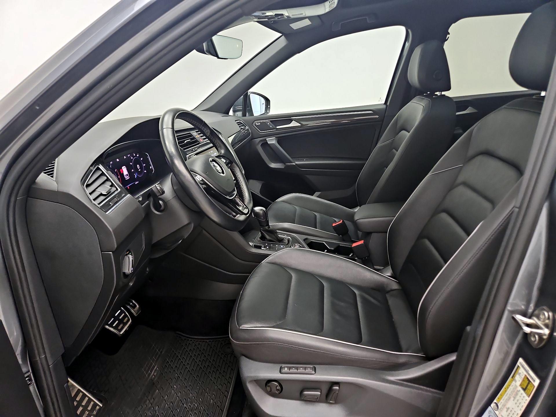 Thumbnail: 2020 Volkswagen Tiguan - 11